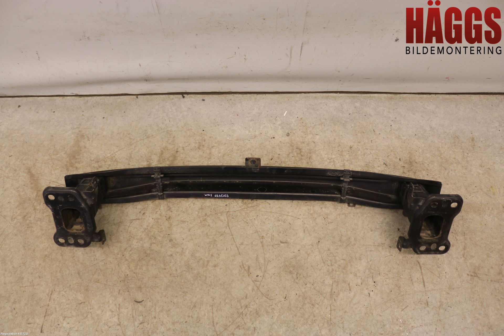 Skoda SUPERB 09-15 Stötfångarbalk Fram