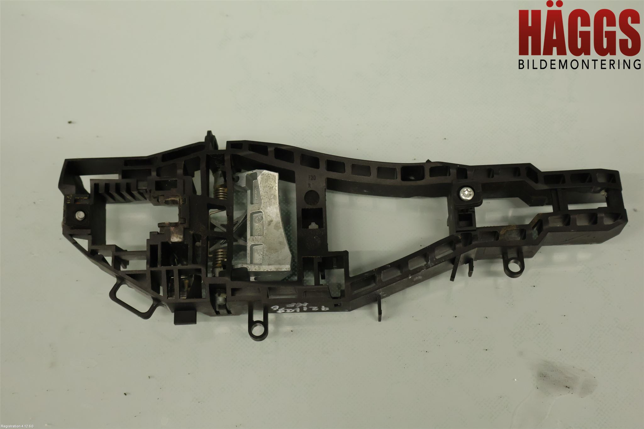 BMW 3 F30/F31/F80 12-19 Dörrhandtag Yttre Hö