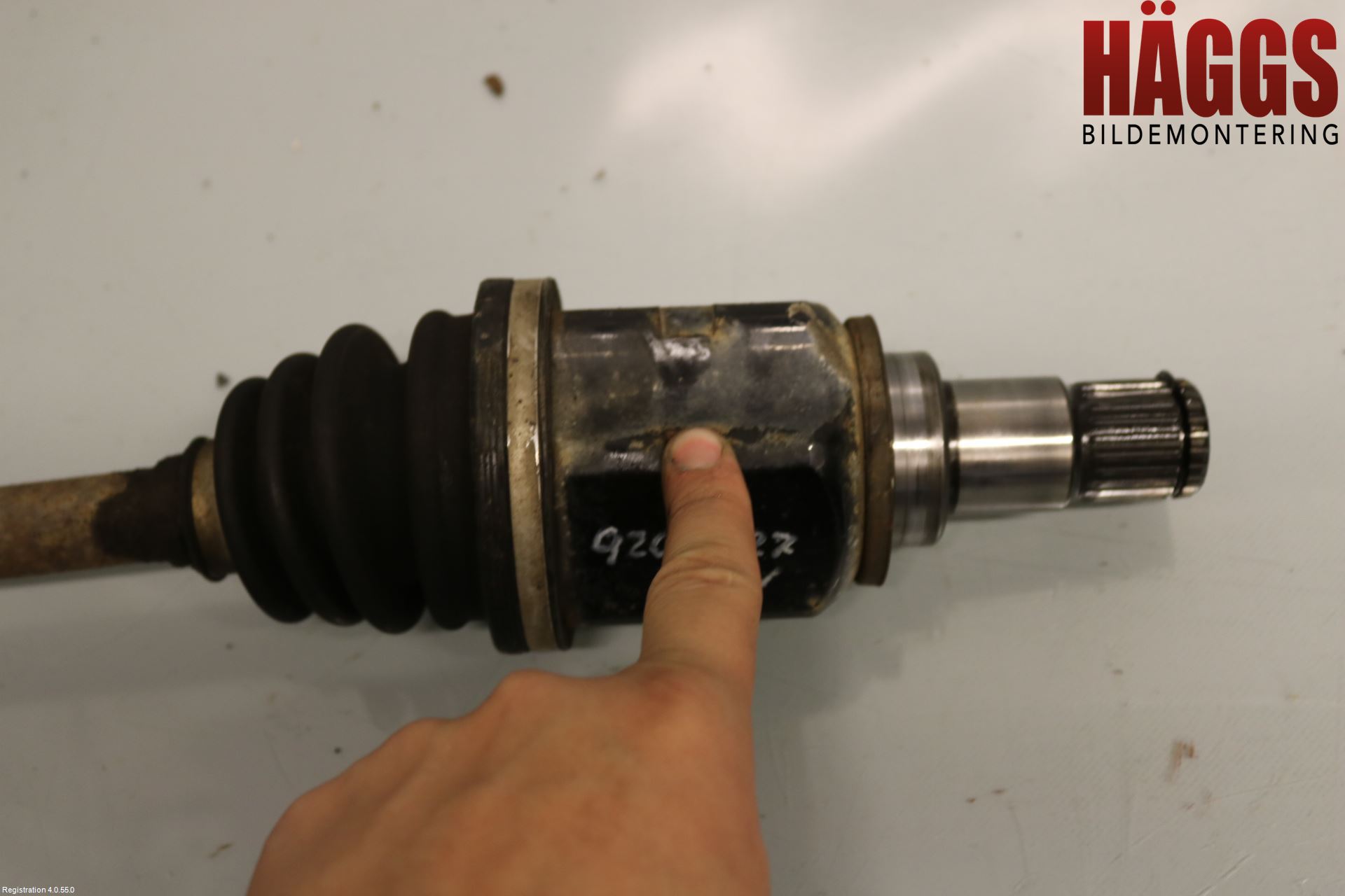 Toyota AVENSIS 03-06 Drivaxel Fram Vänster