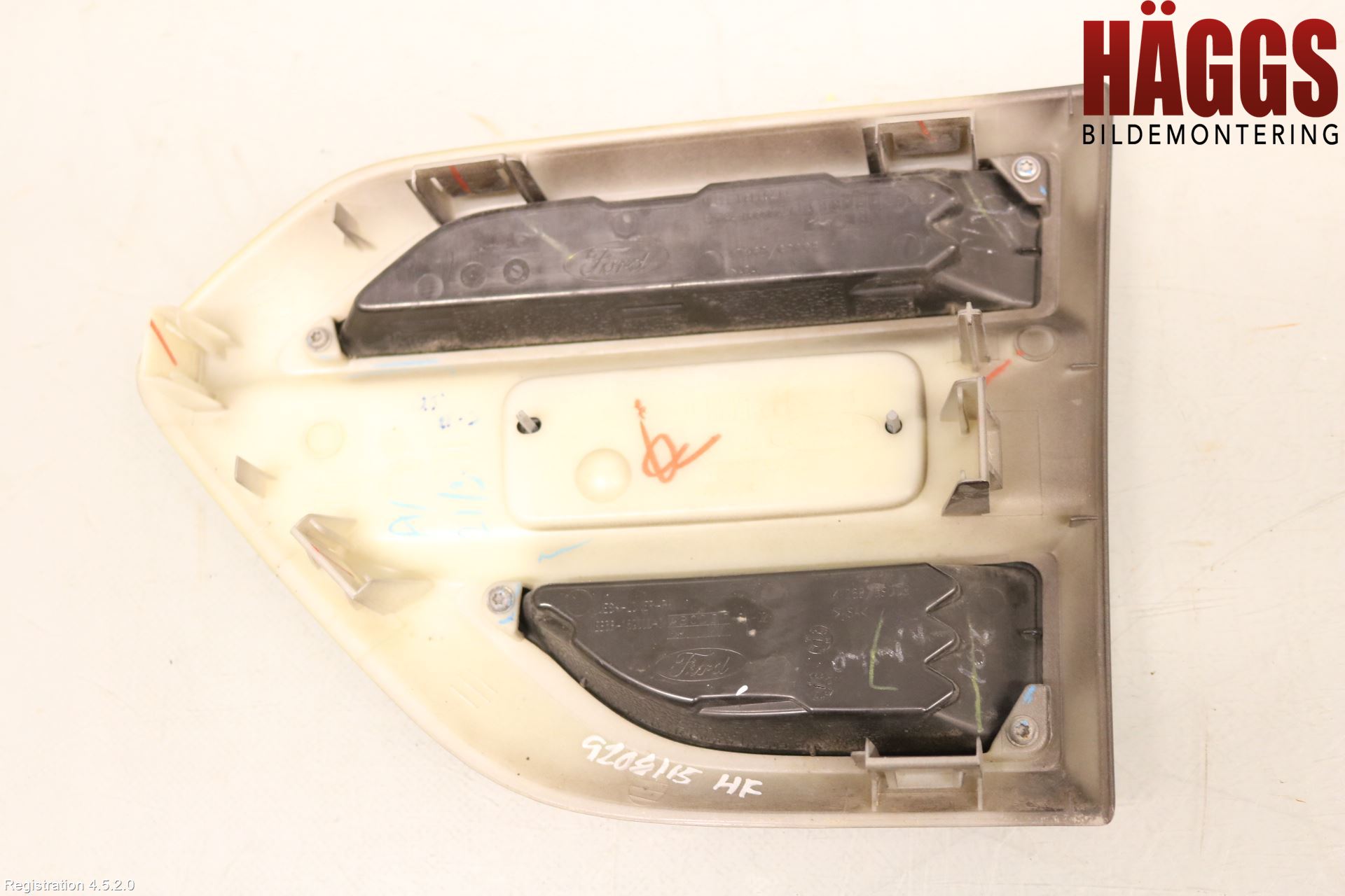 Ford RANGER EU 12-23 List Framskärm Hö