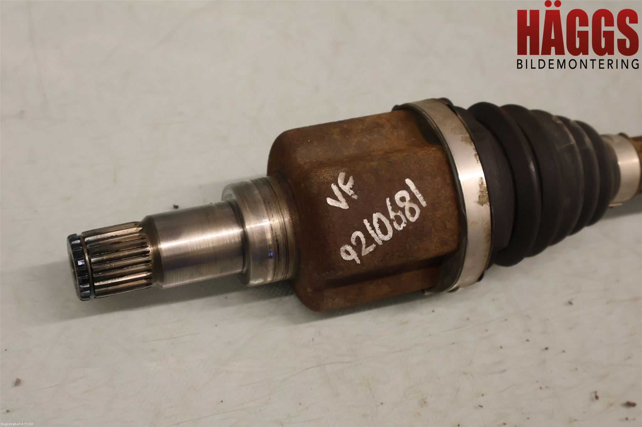 Ford FIESTA 13-17 Drivaxel Fram Vänster