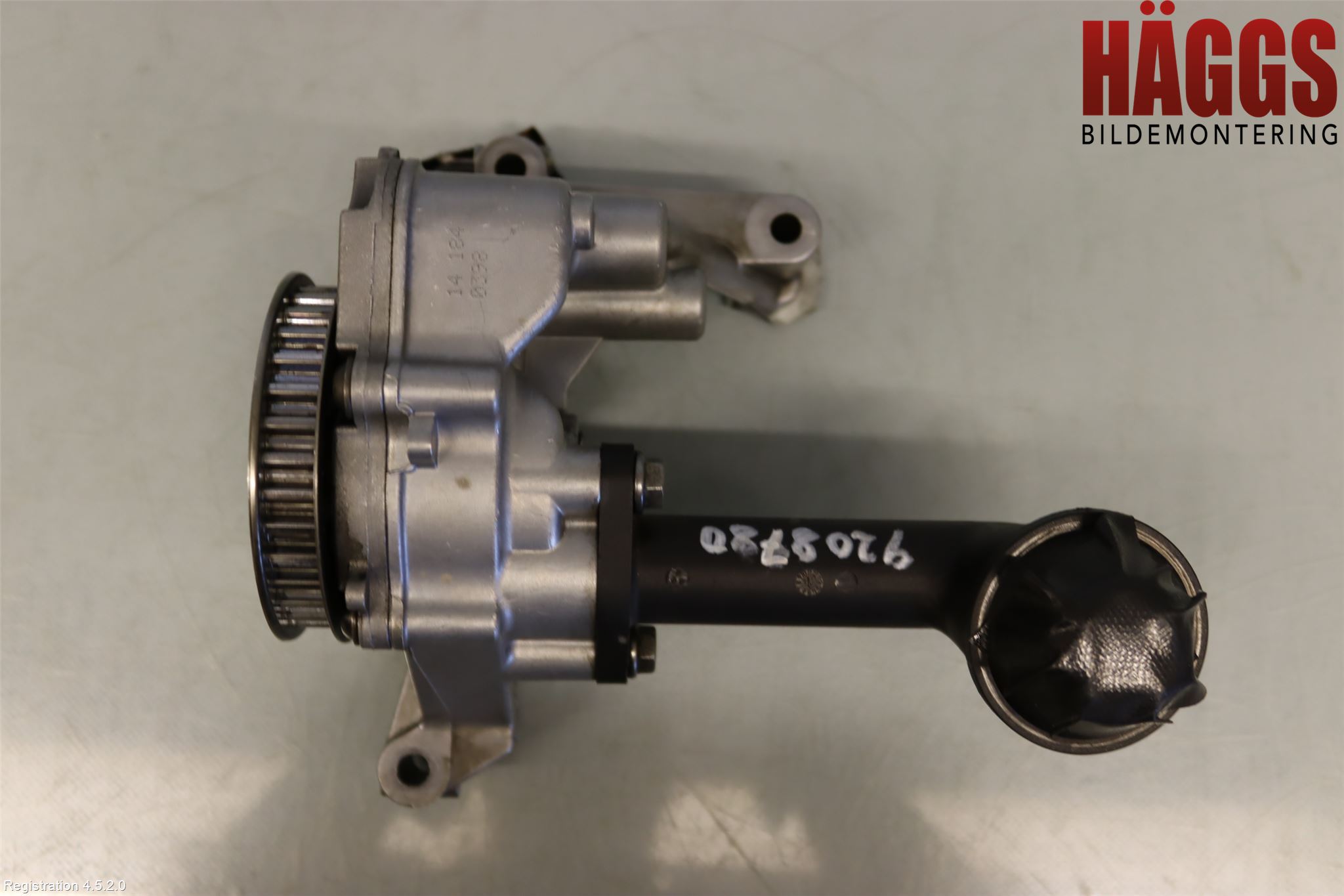 Volkswagen VW CADDY 11-15 Oljepump Motor