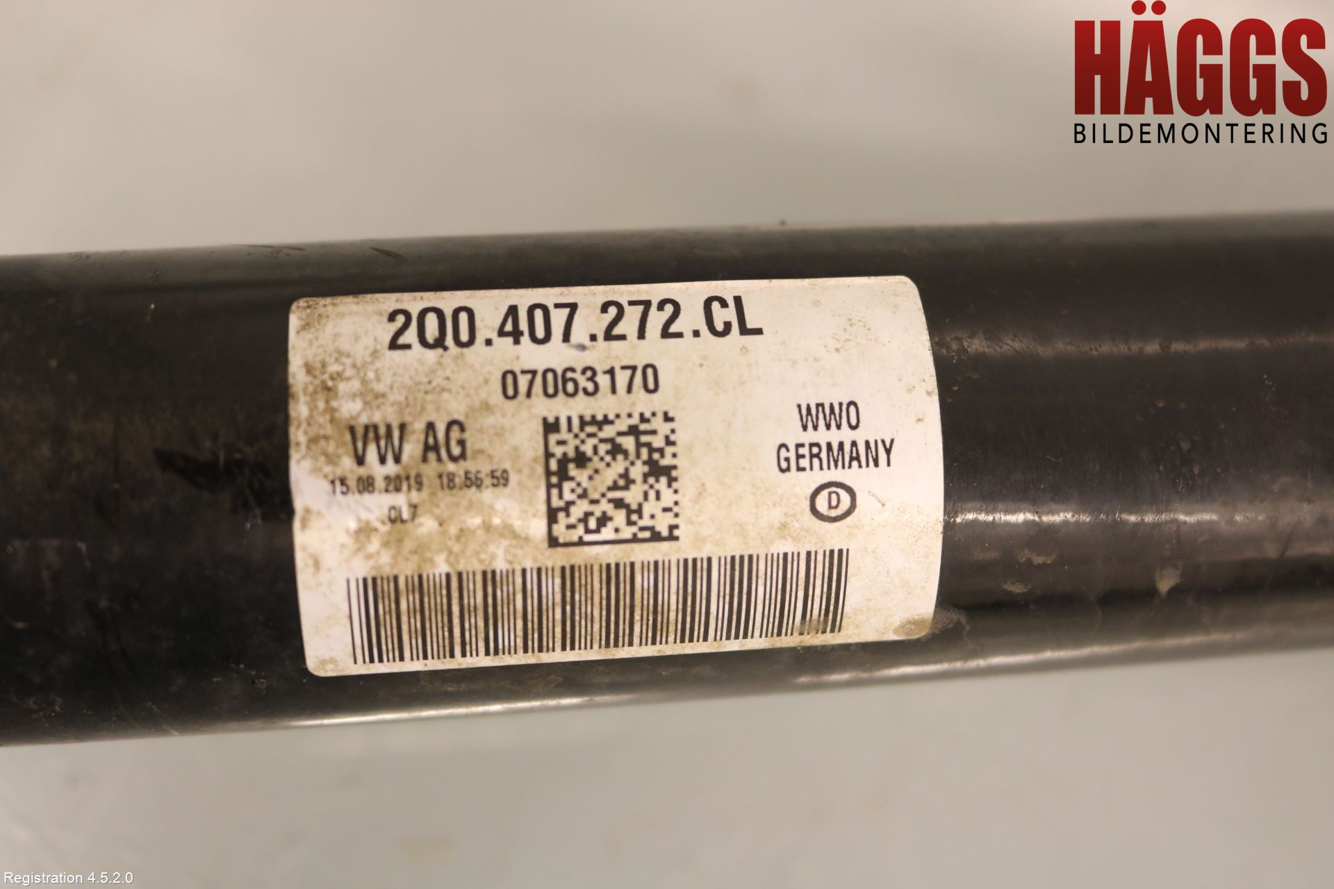 Volkswagen VW T-CROSS 19- Drivaxel Fram Höger