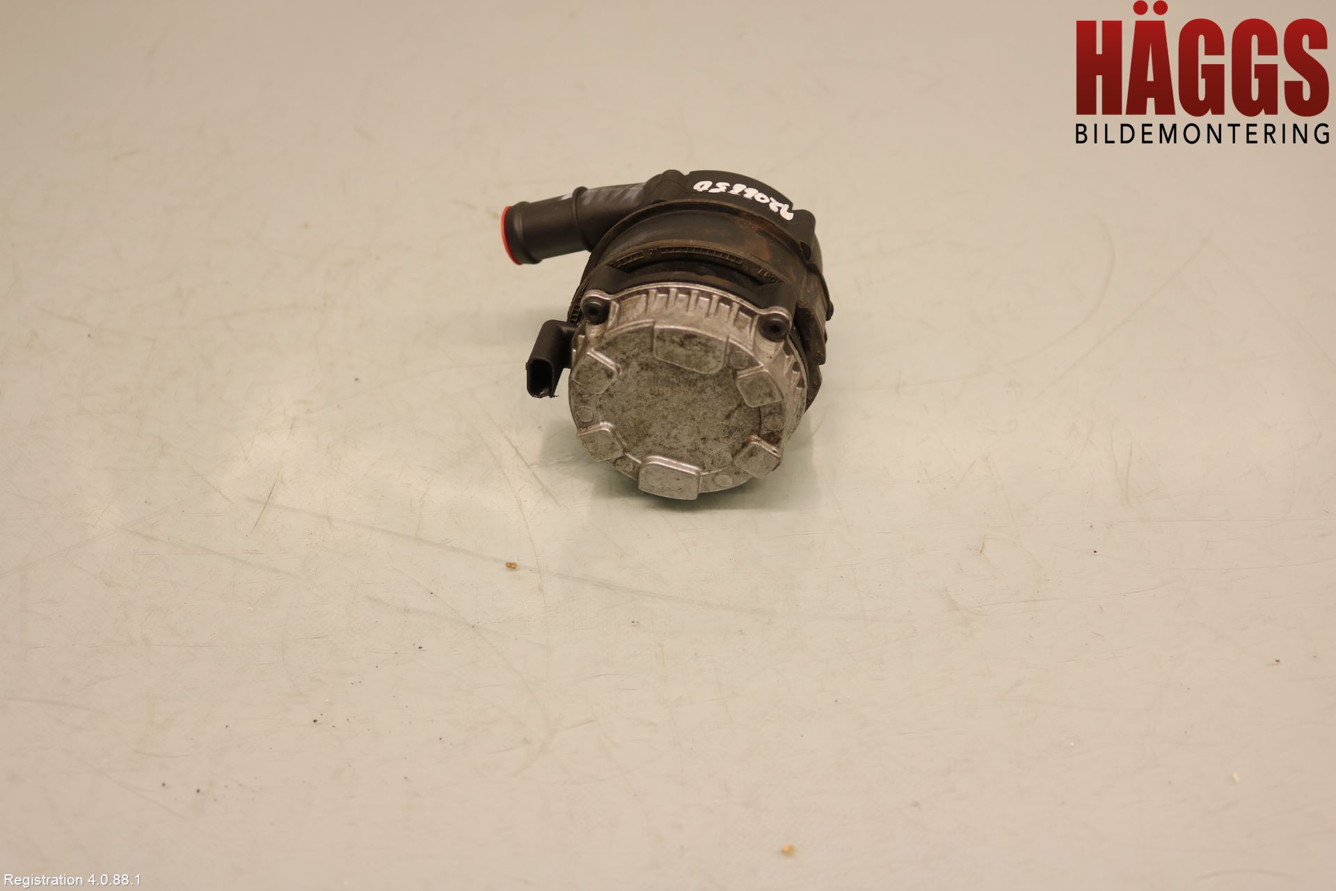 Volkswagen VW TIGUAN 16-24 Vattenpump