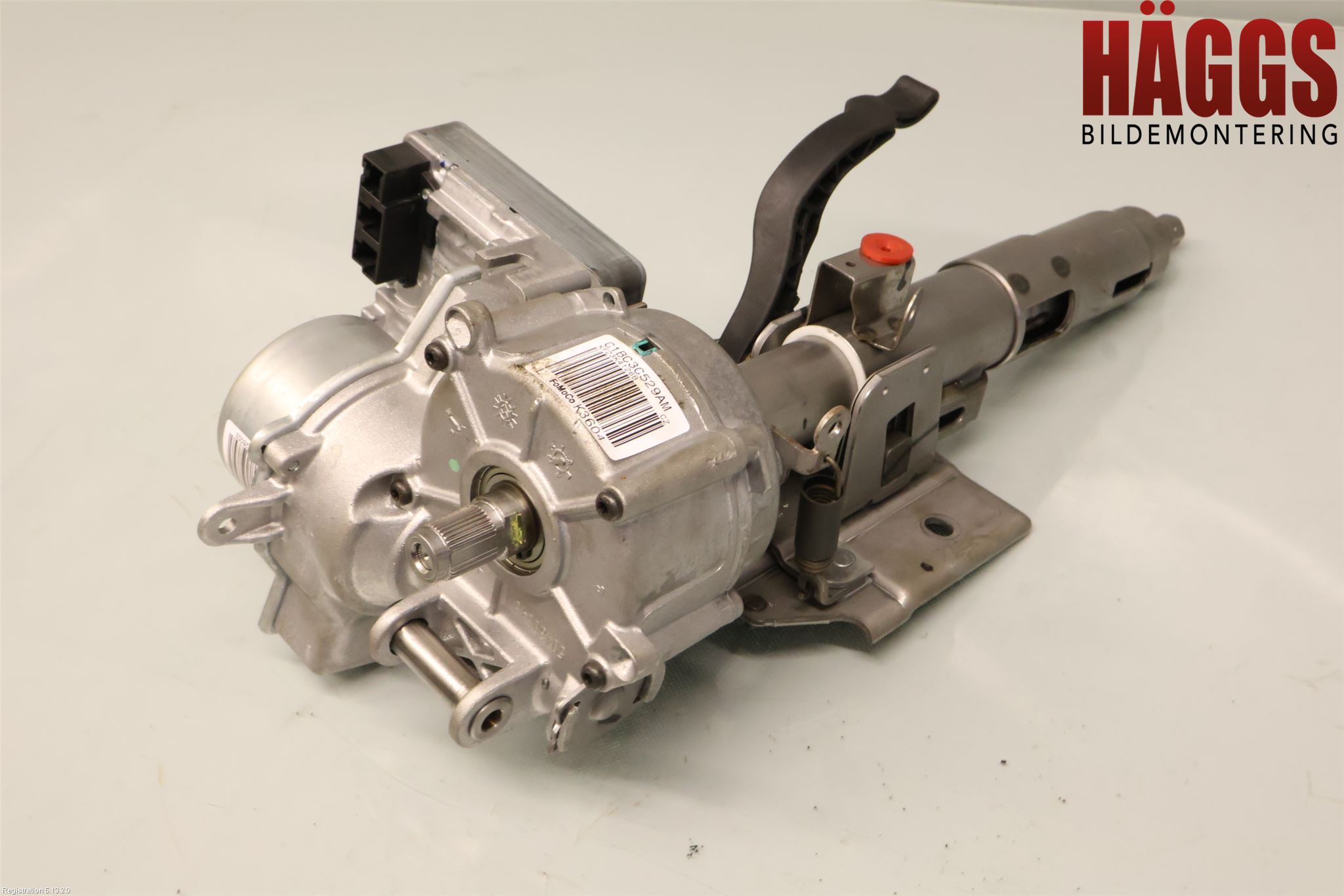 Ford FIESTA 13-17 Rattaxelagg Med Inb Servo