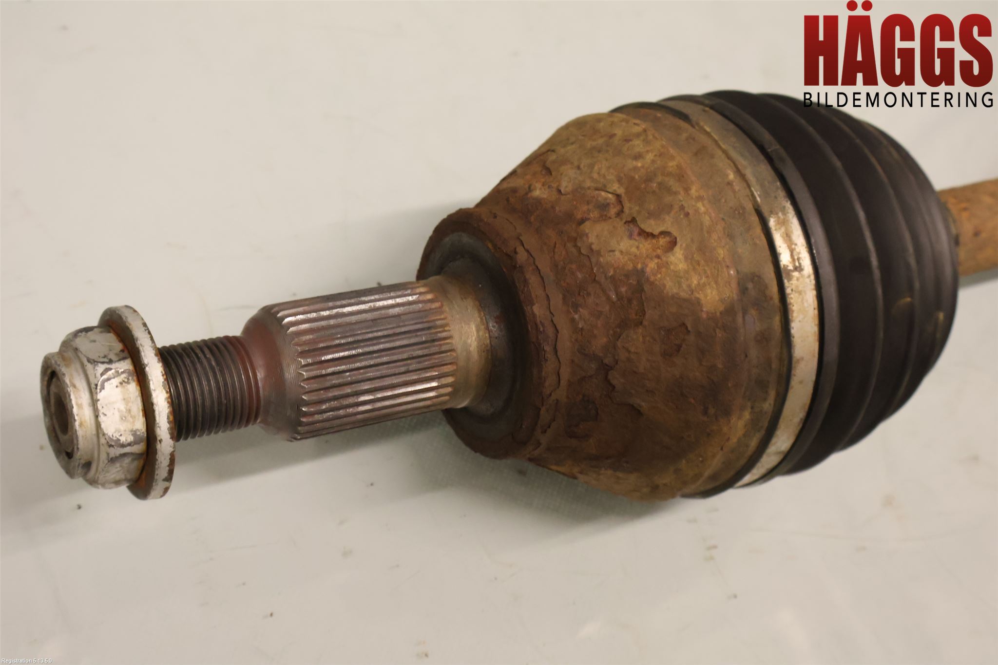Dodge PICK UP RAM 81- Drivaxel Fram Höger