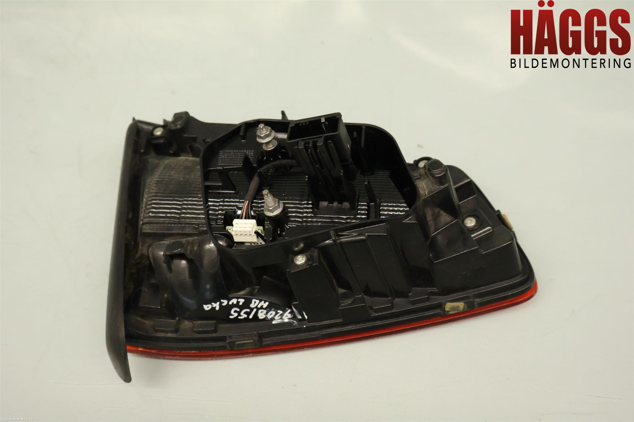 Volkswagen VW PASSAT 15-19 Bakljus Lucka Hö