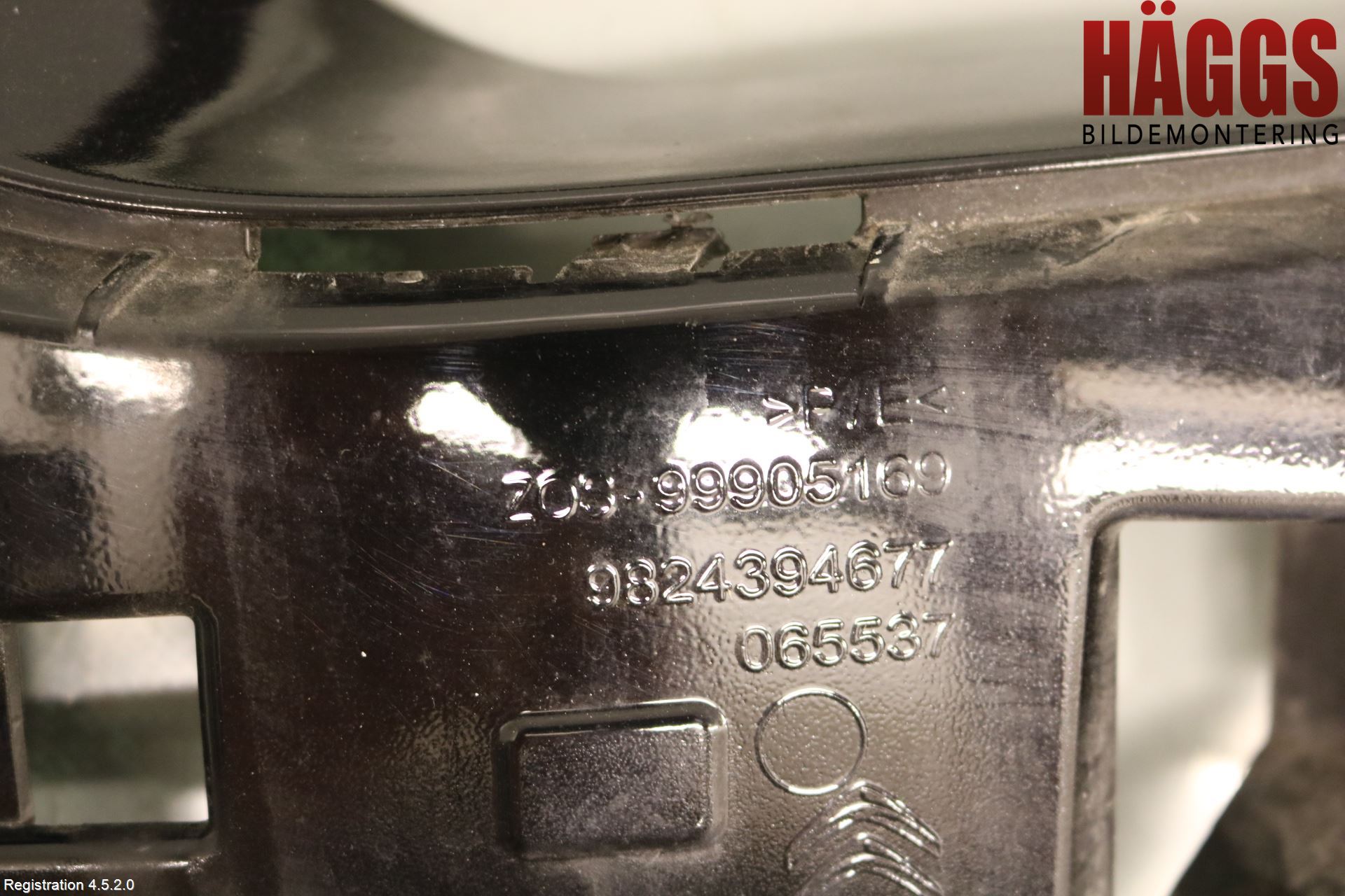 Citroen C4 CACTUS 14-20 Strålkastarsarg Vänster