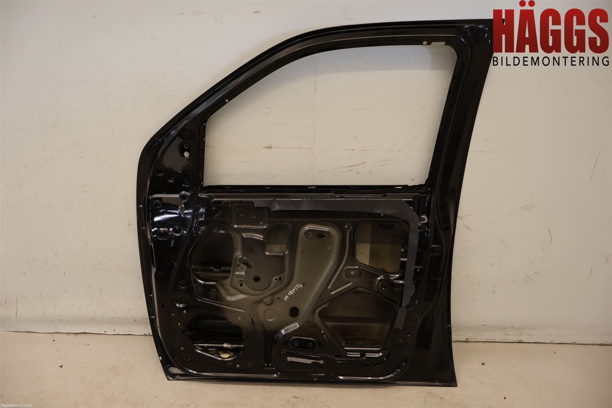 Nissan NAVARA 05-16 Dörr Fram Höger