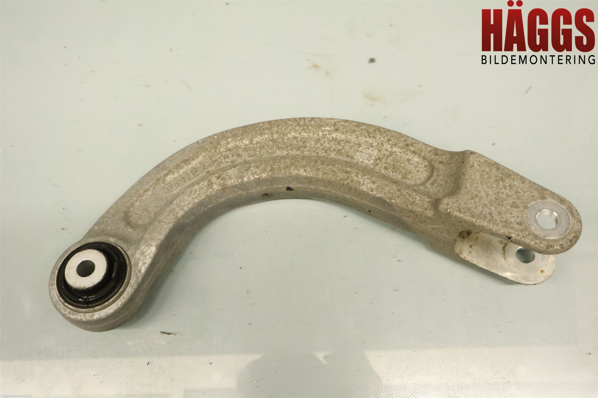 Volkswagen VW ID.4 21- Bärarm Bak Övre Höger