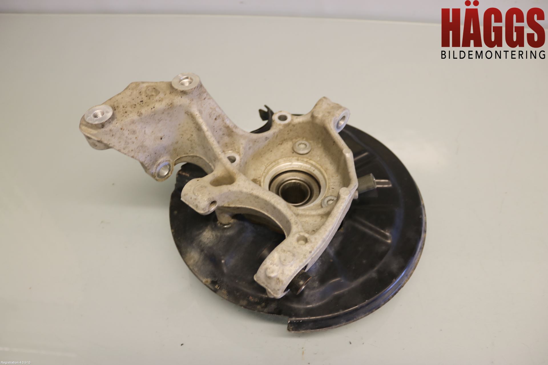 Volkswagen VW PASSAT 15-19 Hjullagerhus-Spindel Hö B