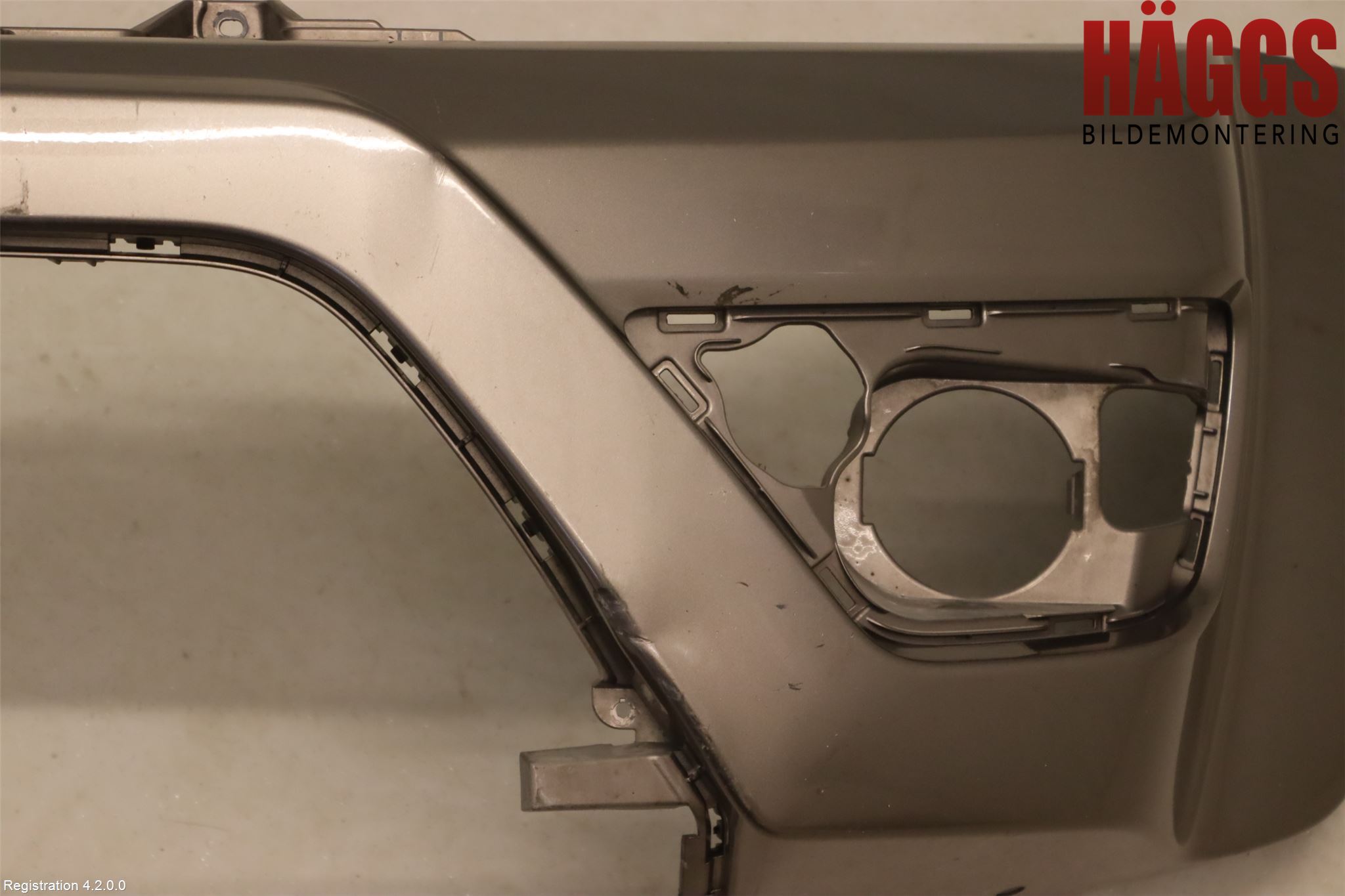 Suzuki GRAND VITARA II 06-14 Stötfångarbeklädnad Fram