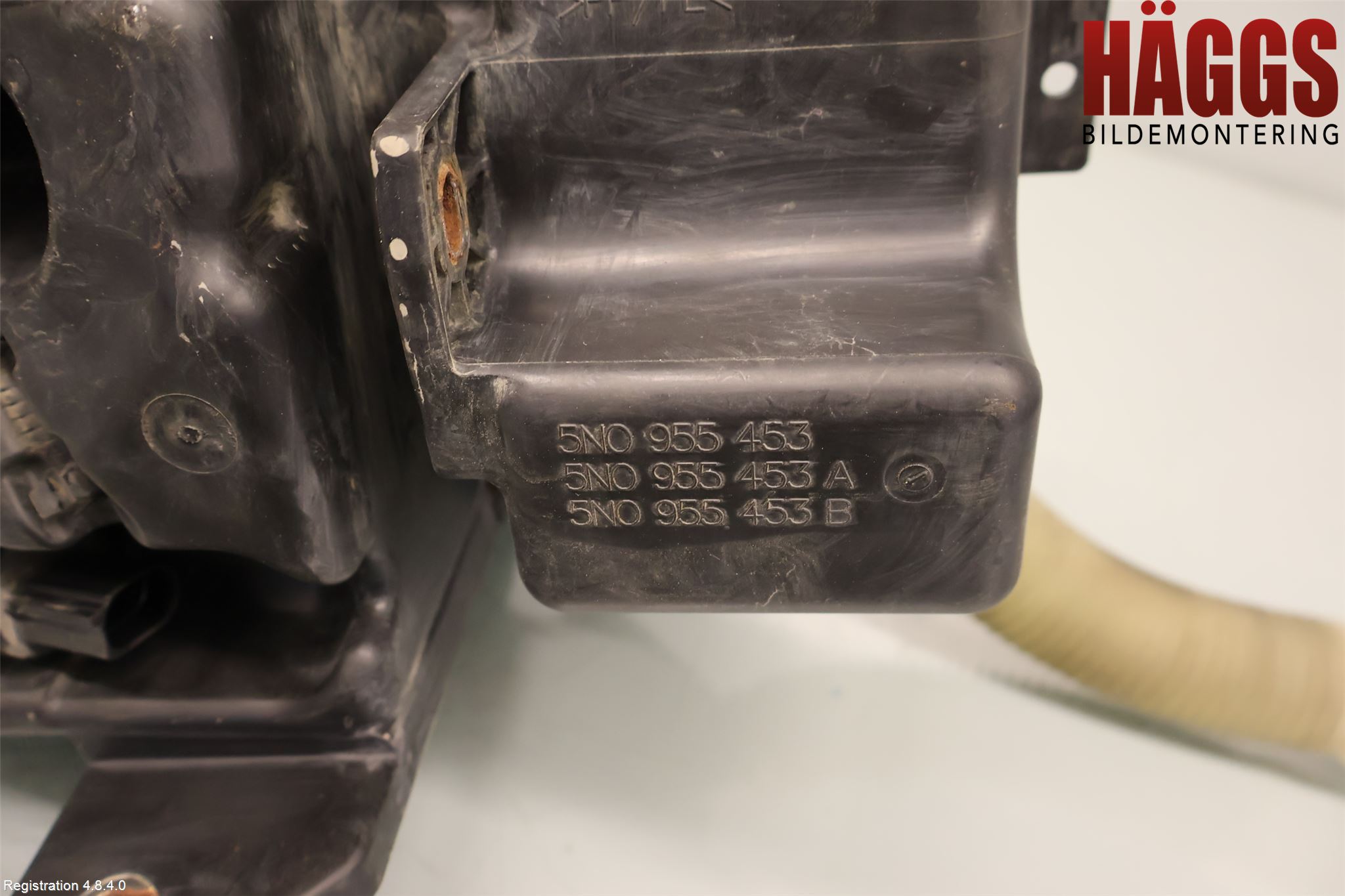 Volkswagen VW TIGUAN 07-16 Spolartank Vindruta-Strål