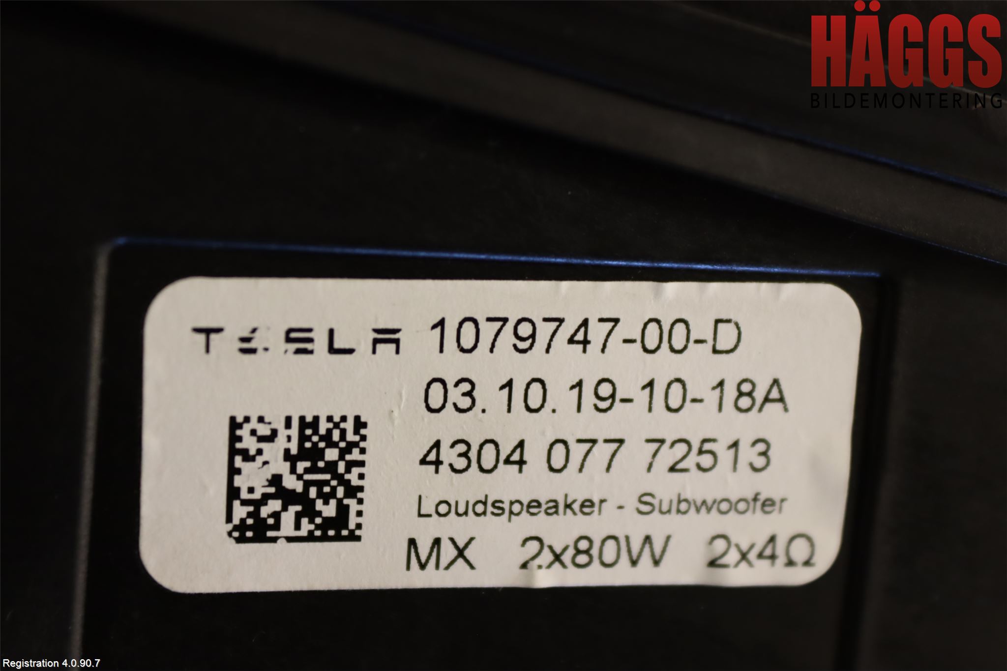 Tesla MODEL 3 17- Högtalare