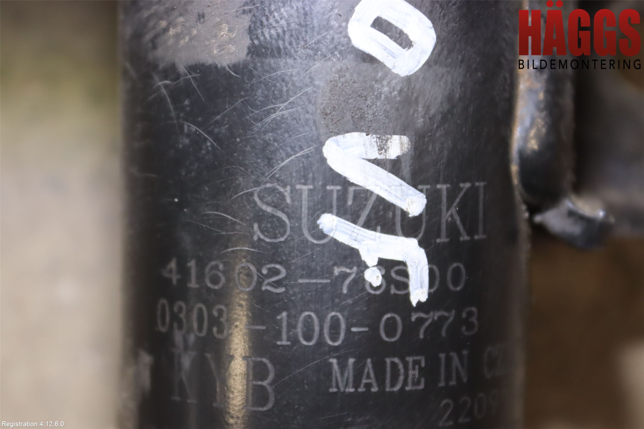 Suzuki VITARA 15- Fjäderben Fram Vänster