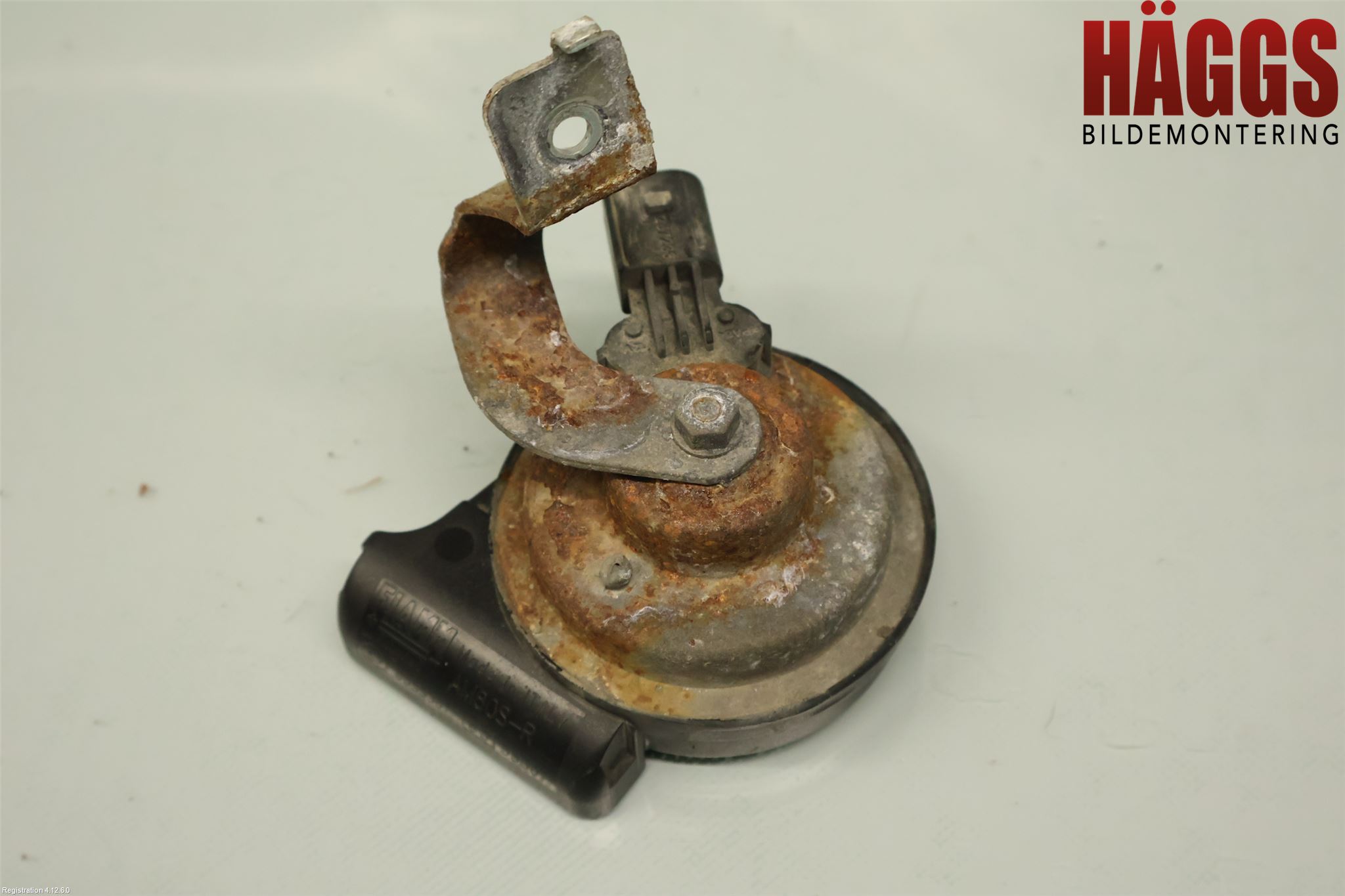 Mercedes-Benz MB E-KLASS (W212) 09-16 Signalhorn