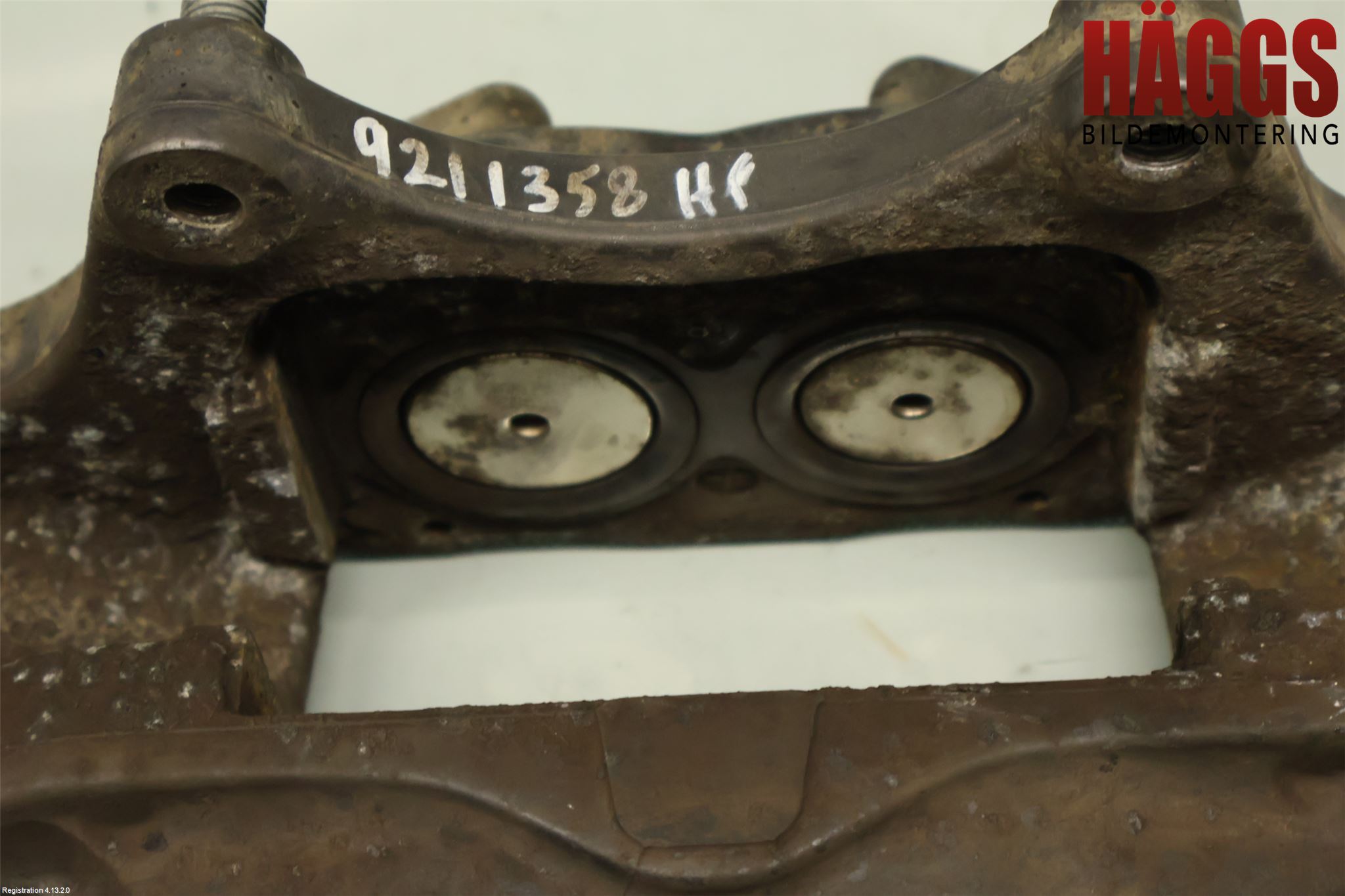 Tesla MODEL S 13- Bromsok Fram Höger