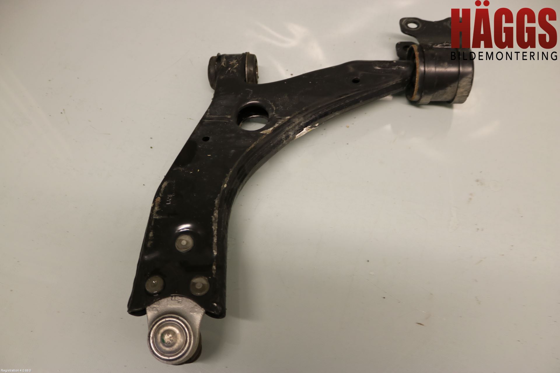 Volvo V50 08-12 Bärarm Fram Undre Hö
