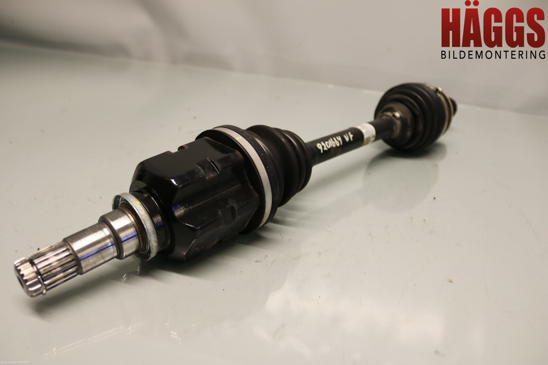 Toyota AURIS 13-19 Drivaxel Fram Vänster