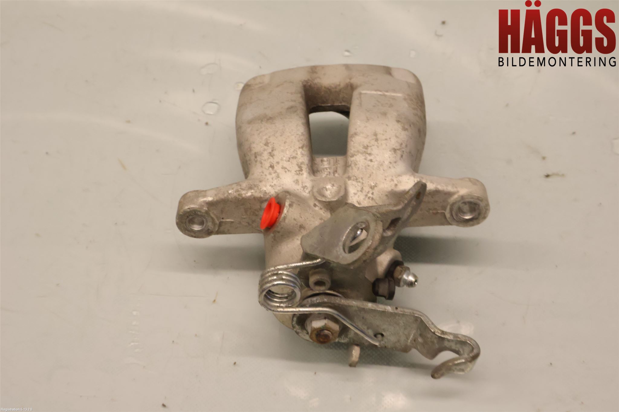 Volkswagen VW GOLF V 04-09 Bromsok Bak Höger