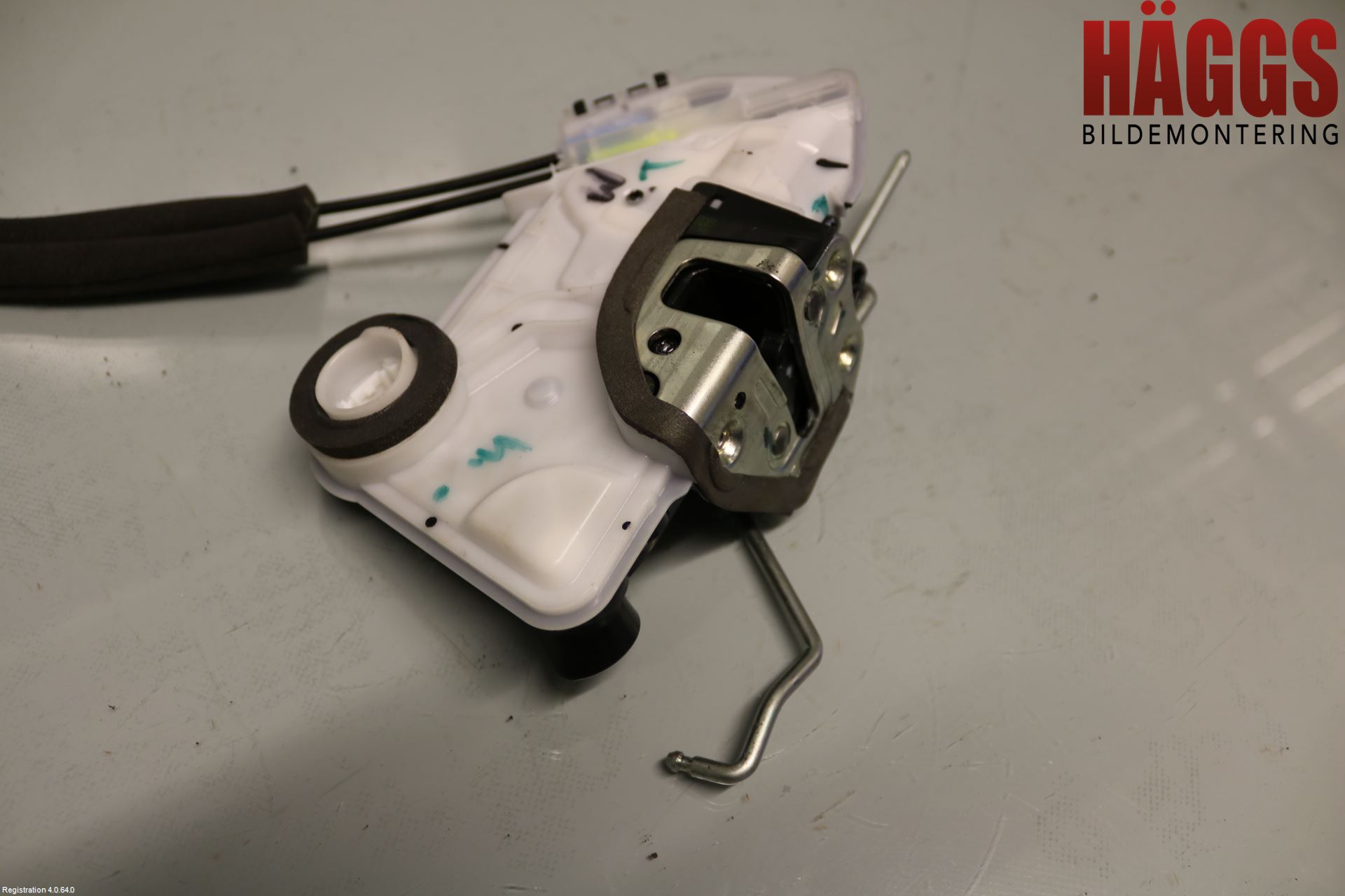 Toyota COROLLA 19- Låskista-Dörrlås