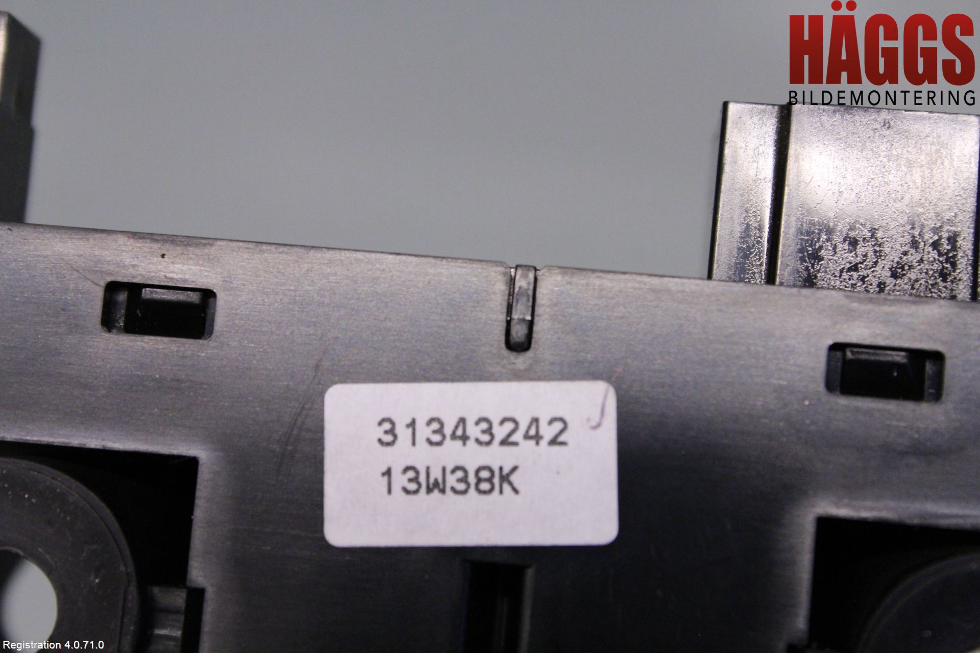Volvo V70 14-16 Strömställare Parkeringsbroms