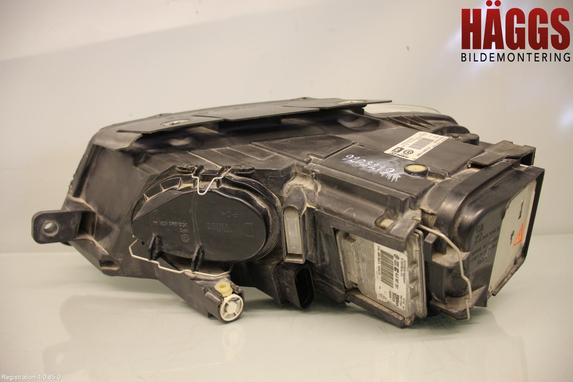 Volkswagen VW PASSAT 05-11 Strålkastare Höger