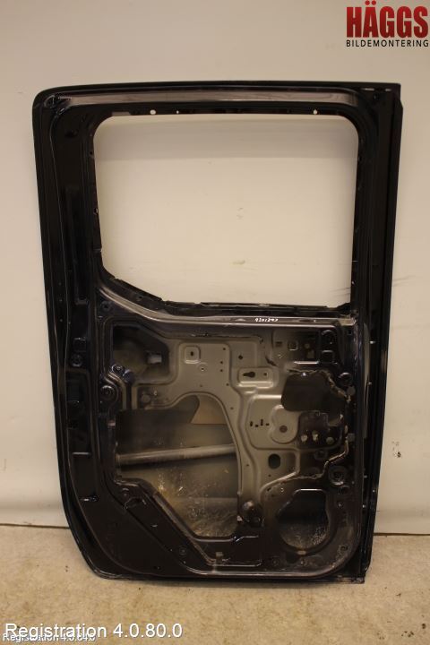 Nissan NAVARA 05-16 Dörr Bak Vänster