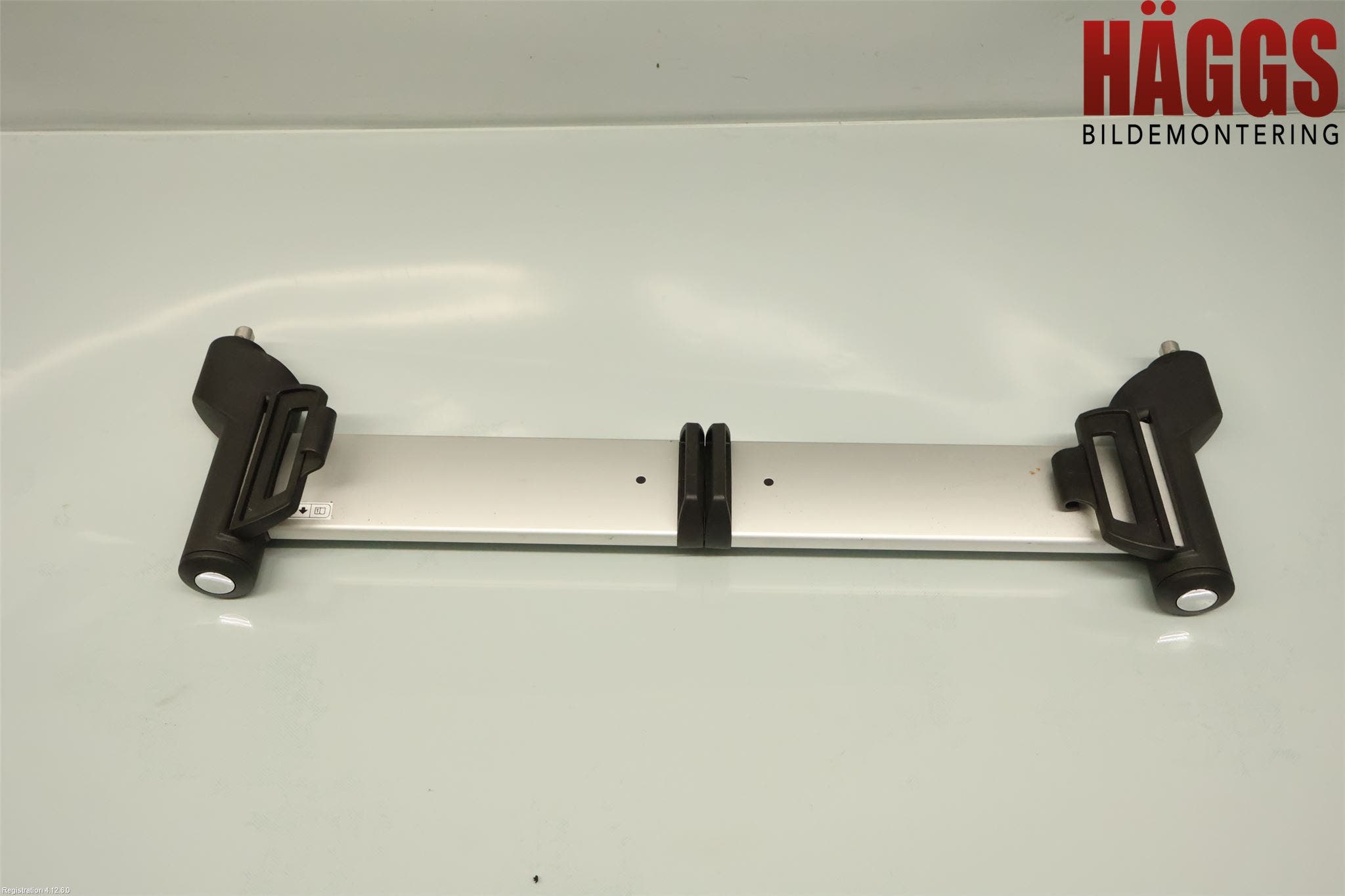 BMW 3 F30/F31/F80 12-19 Lastförskjutningsskydd-Galler