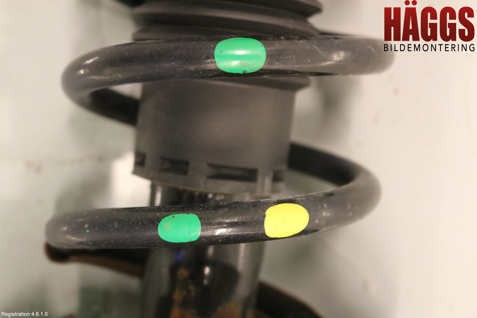 Renault EXPRESS 21- Fjäderben Fram Höger