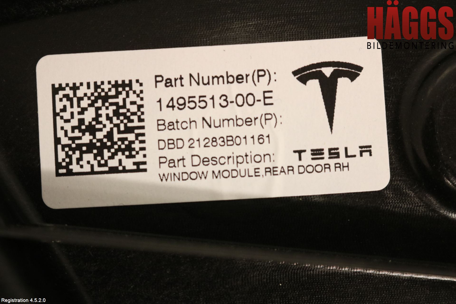 Tesla MODEL Y 21- Fönsterhissmekanism