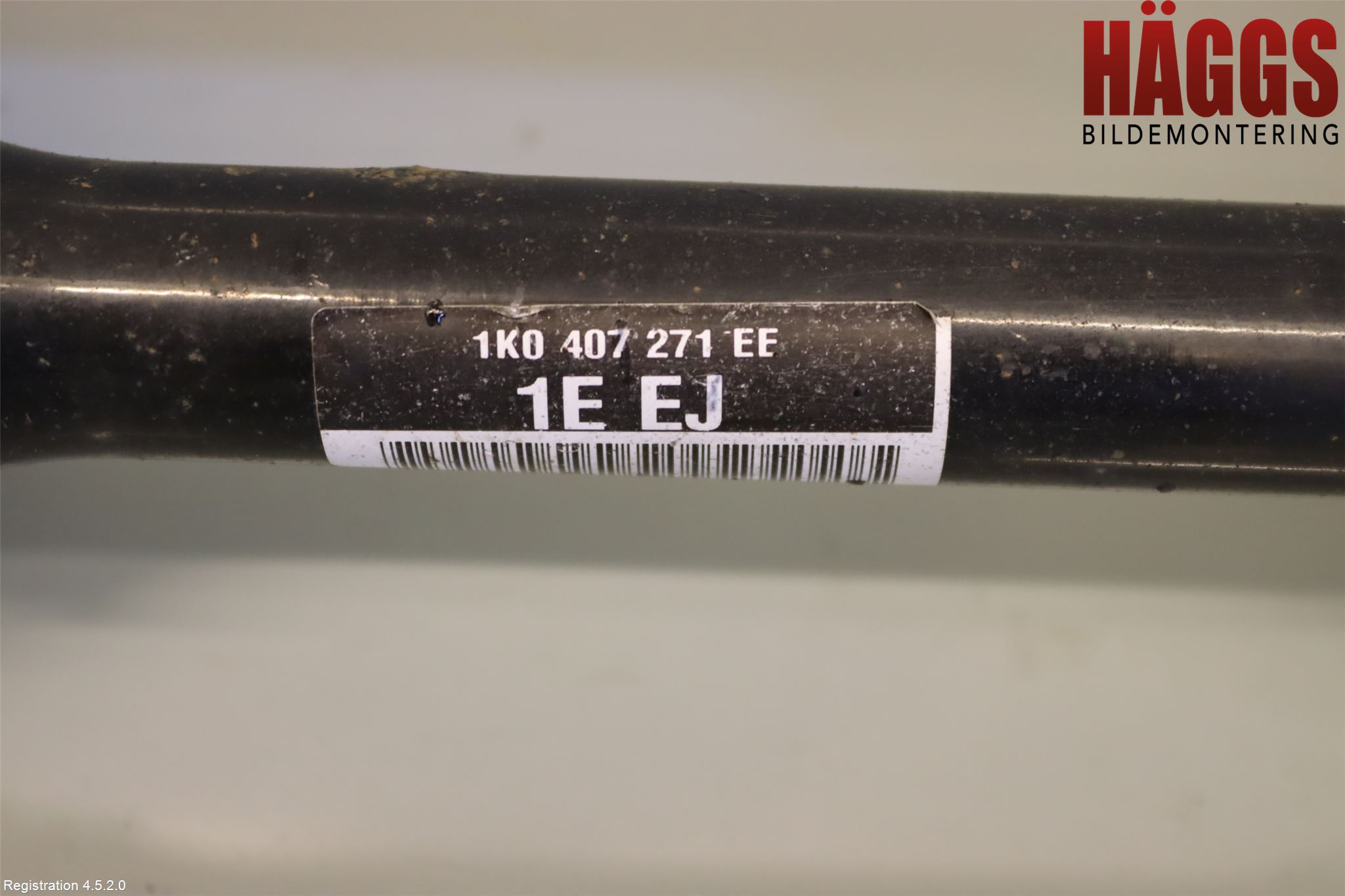 Volkswagen VW PASSAT 11-14 Drivaxel Fram Vänster