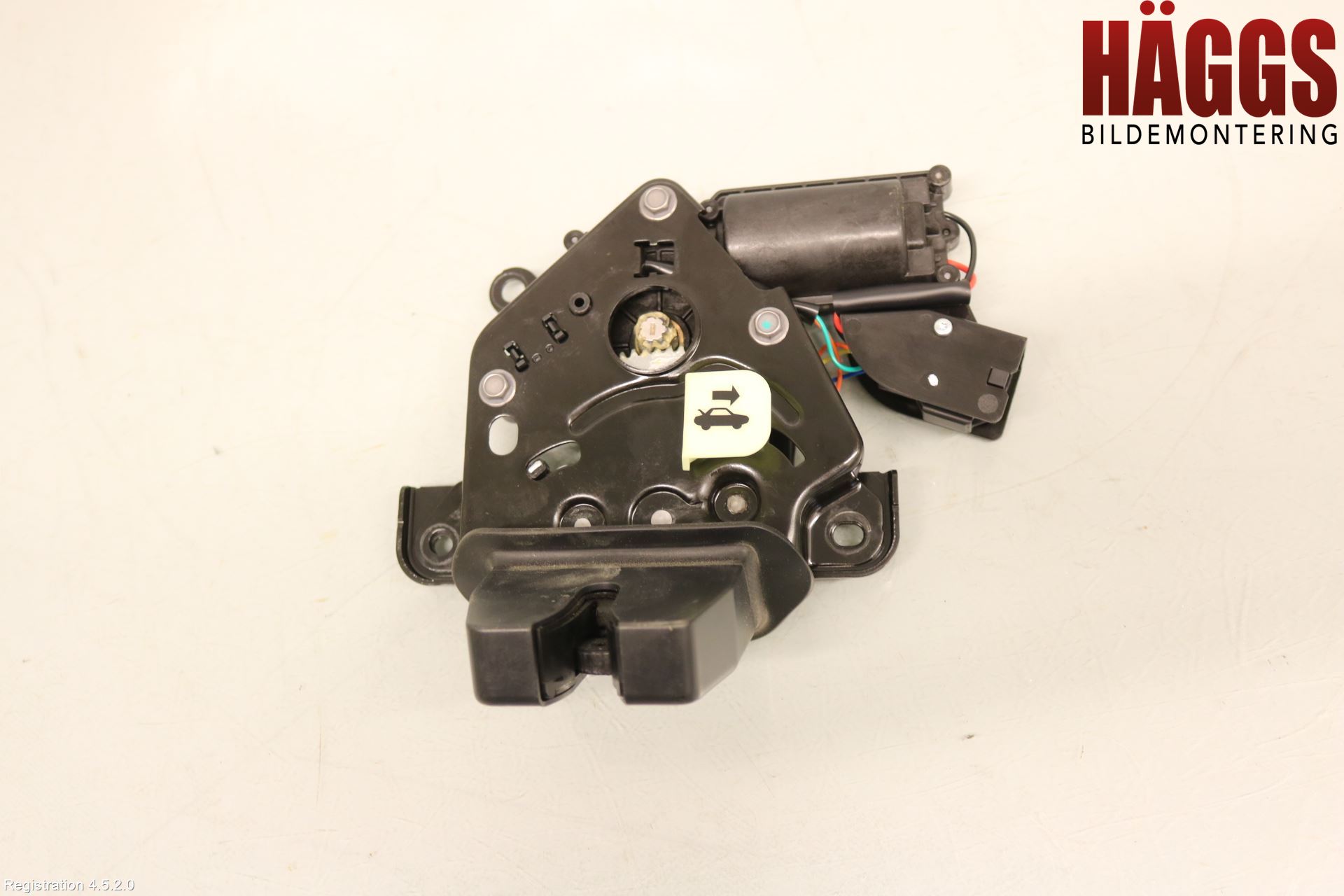 Tesla MODEL Y 21- Låskista Baklucka