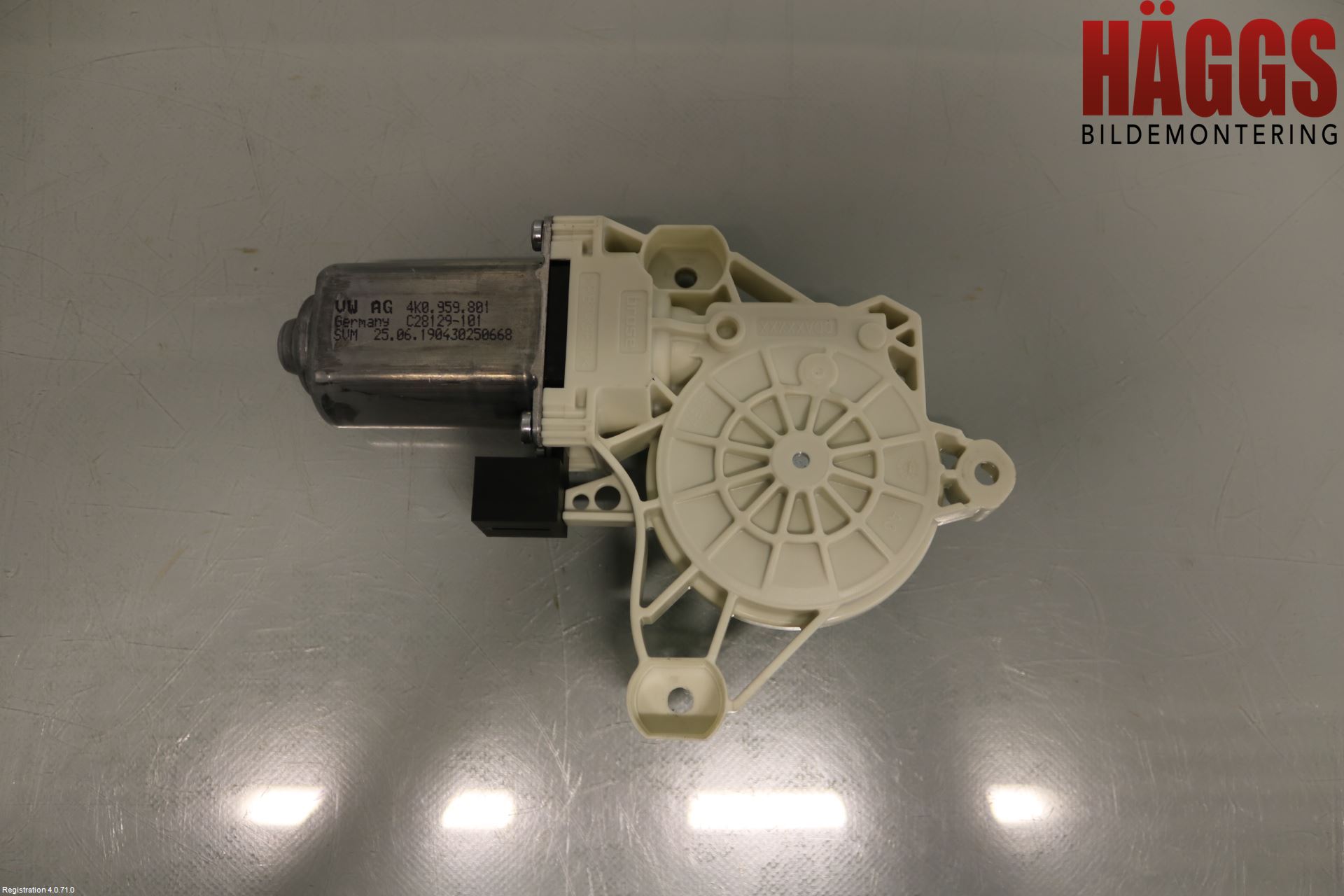 Audi A6 F2/C8 19- Fönsterhissmotor