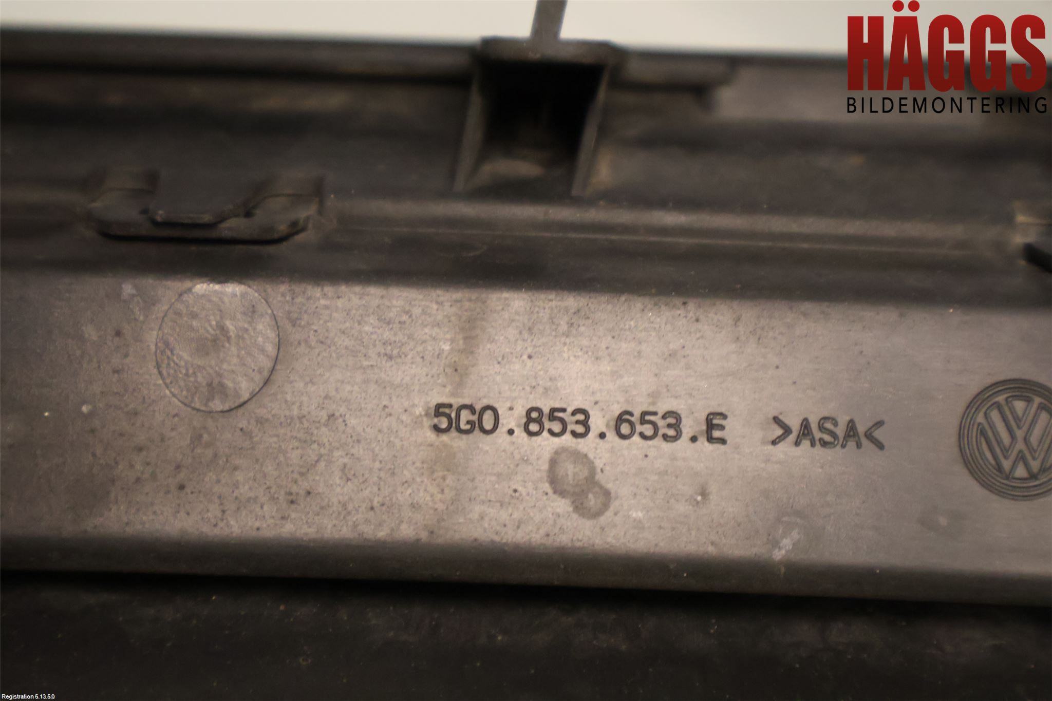 Volkswagen VW GOLF / E-GOLF VII 13-20 Grill Komp