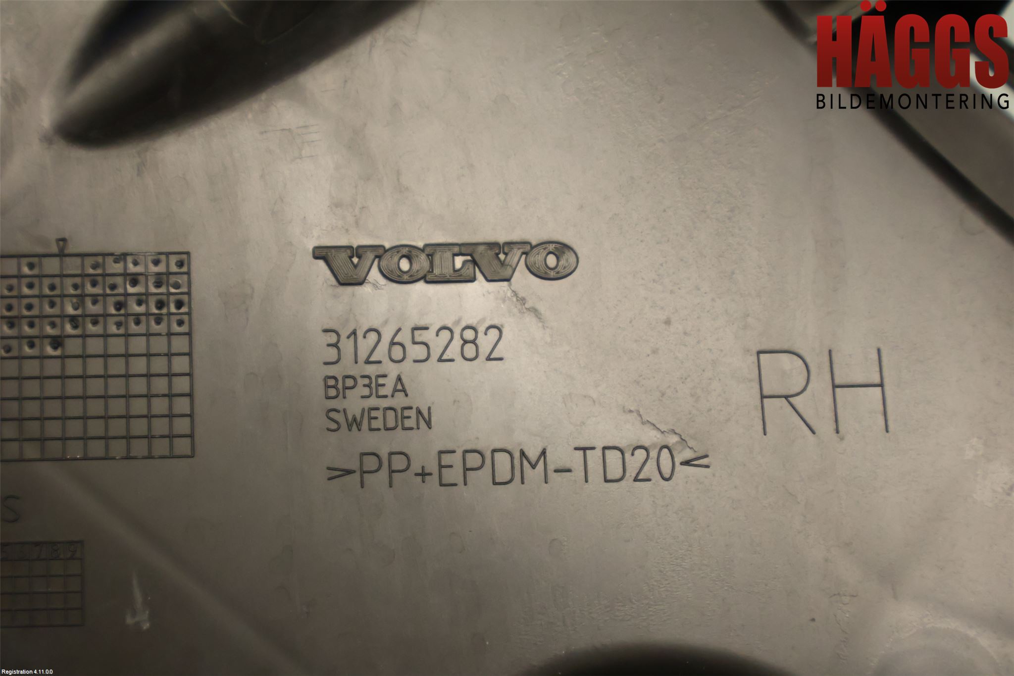 Volvo V60 14-18 Stötfångarfäste Bak Hö