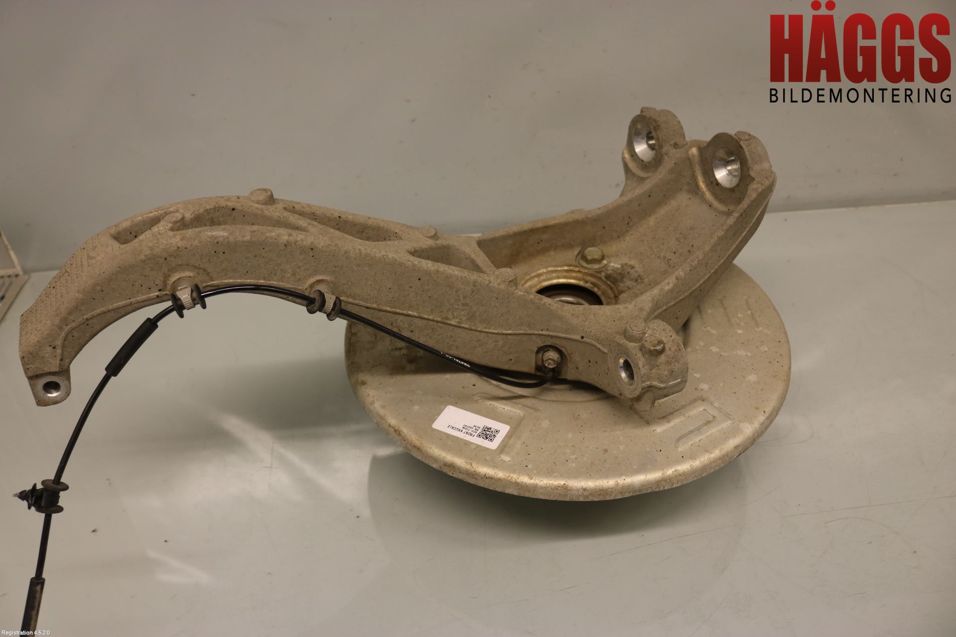 Tesla MODEL Y 21- Styrspindel Lagerhus Hö