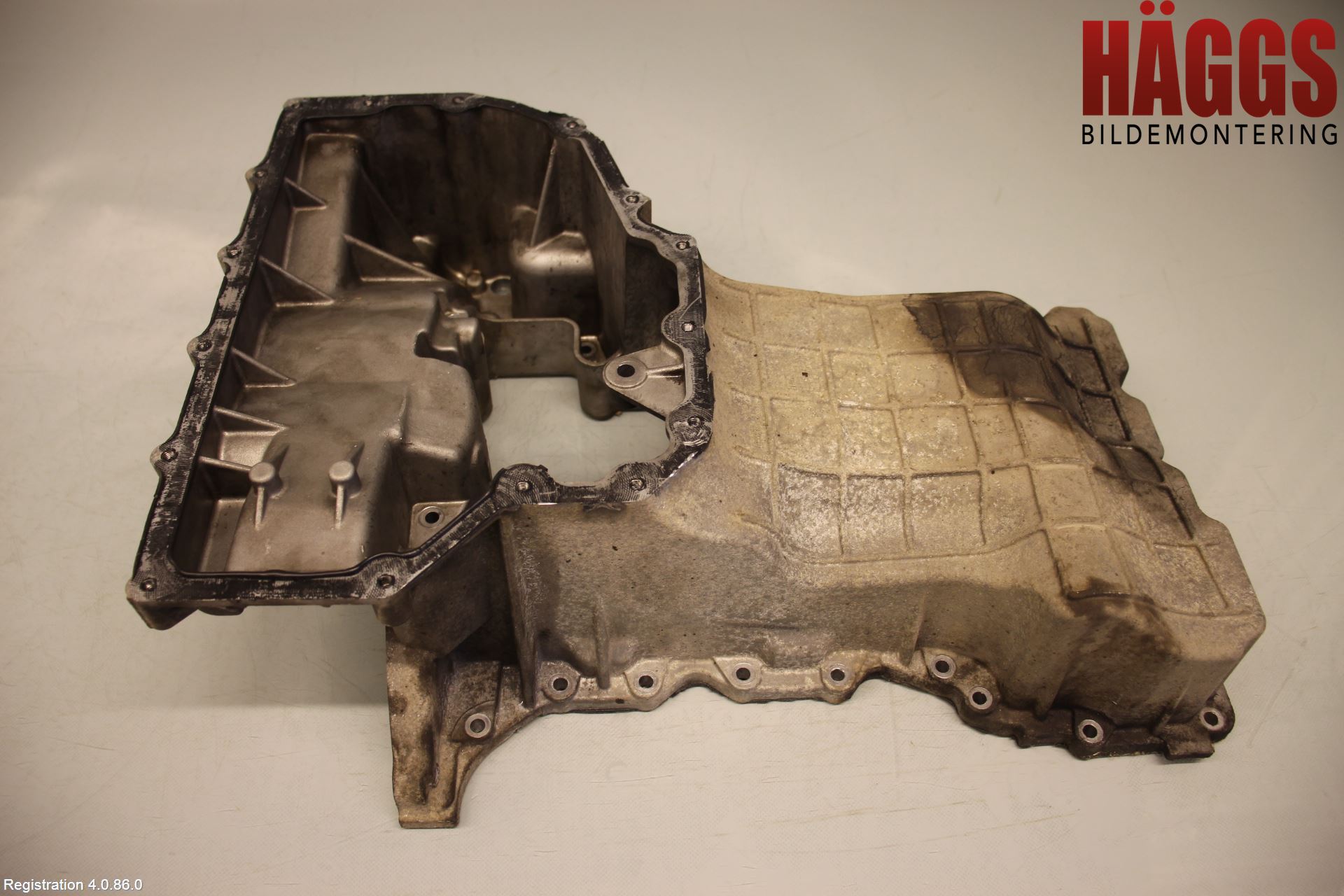 Dodge PICK UP RAM 81- Oljetråg