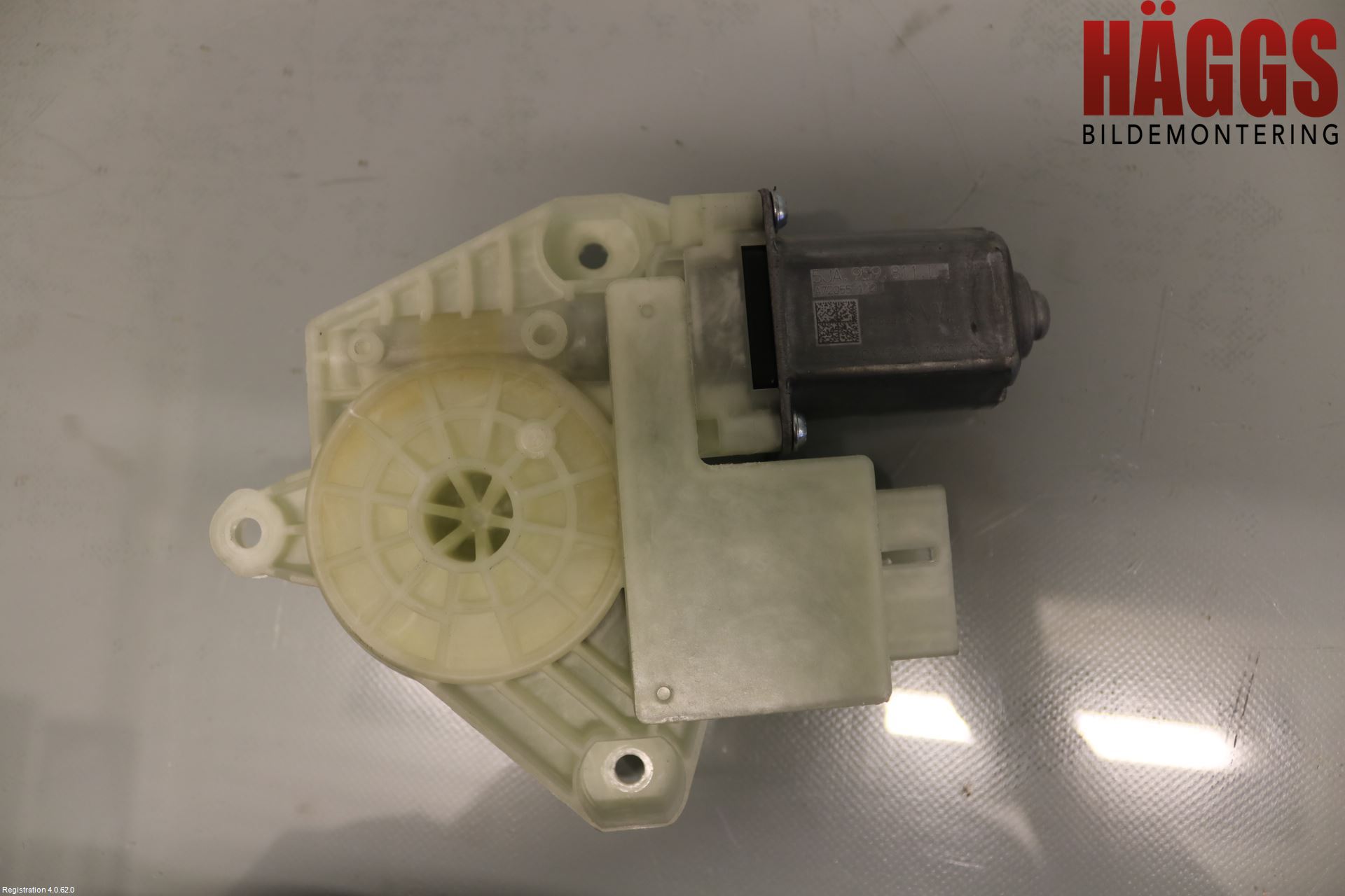 Skoda RAPID Fönsterhissmotor