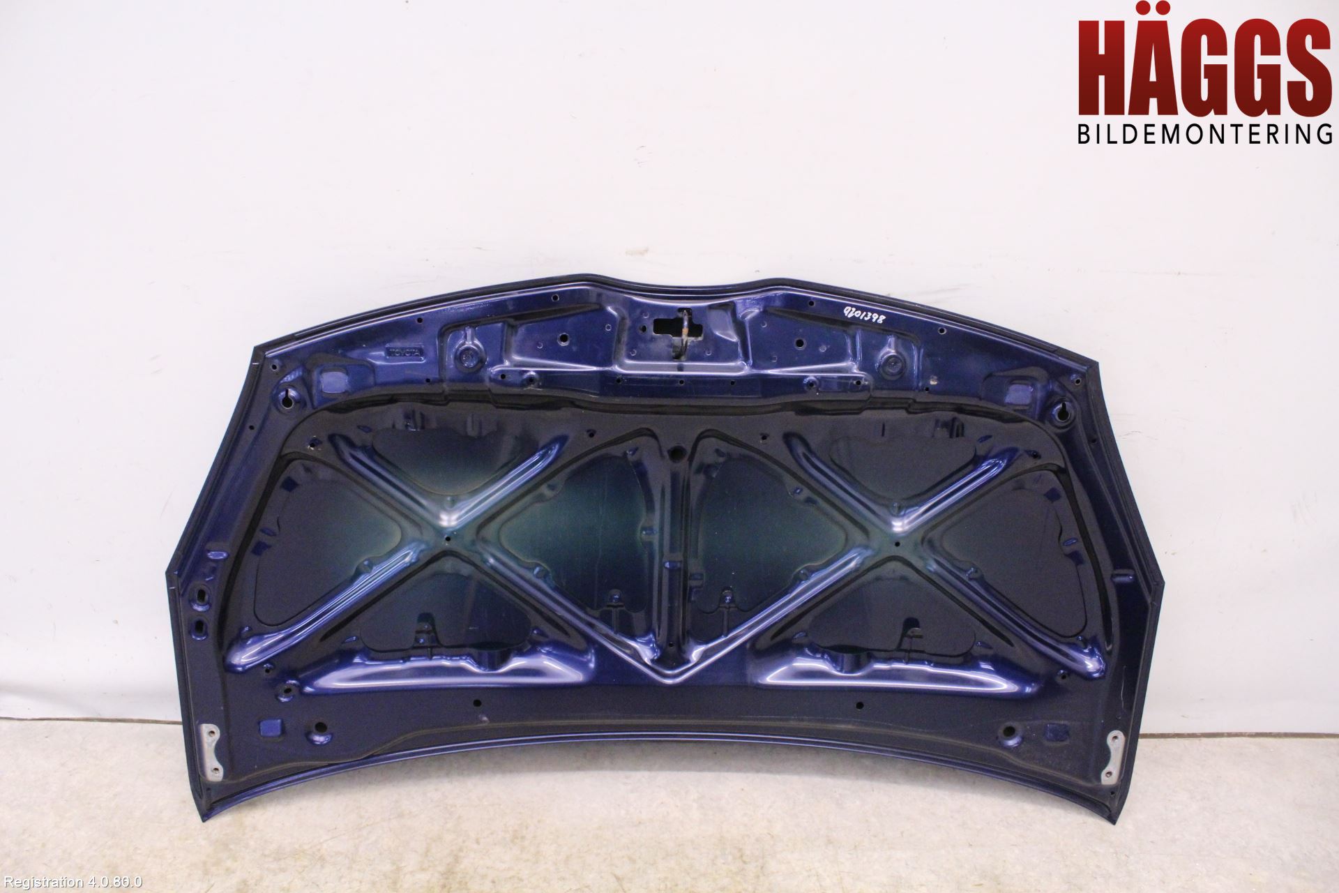 Toyota COROLLA VERSO 04-07 Huv Fram