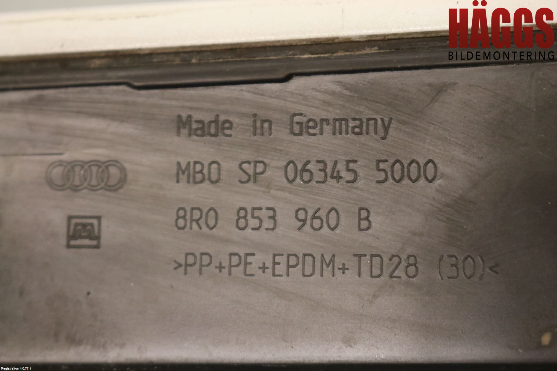 Audi Q5 09-16 Dörr Dekorlist Fram Hö