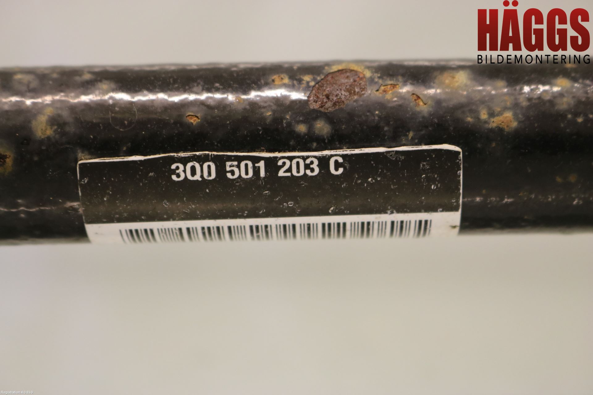 Volkswagen VW PASSAT 20-24 Drivaxel Bak Vänster