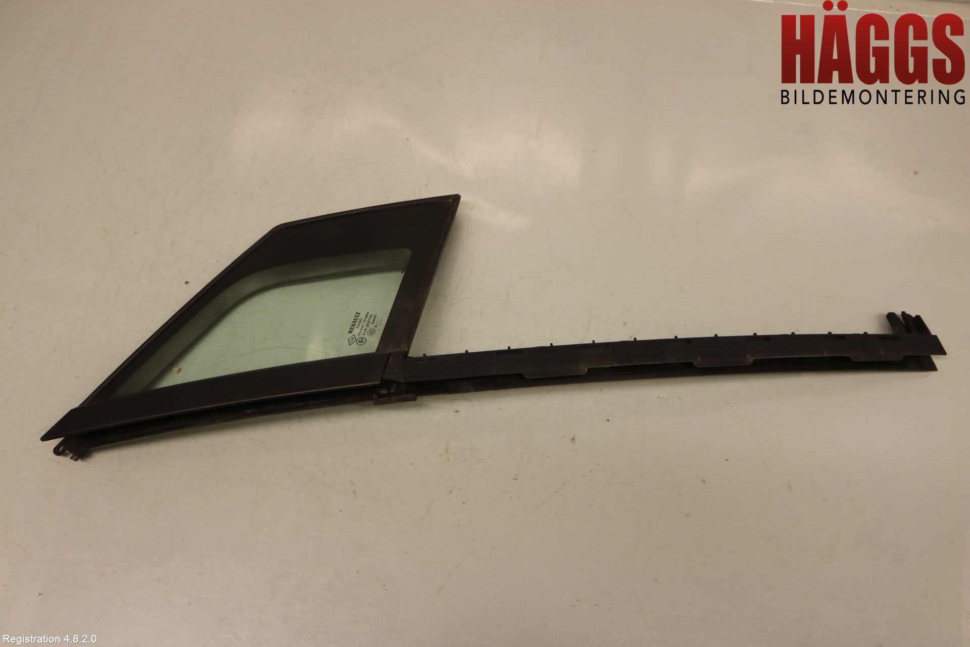 Renault CAPTUR 13-19 Dörruta Fram Lilla Hö