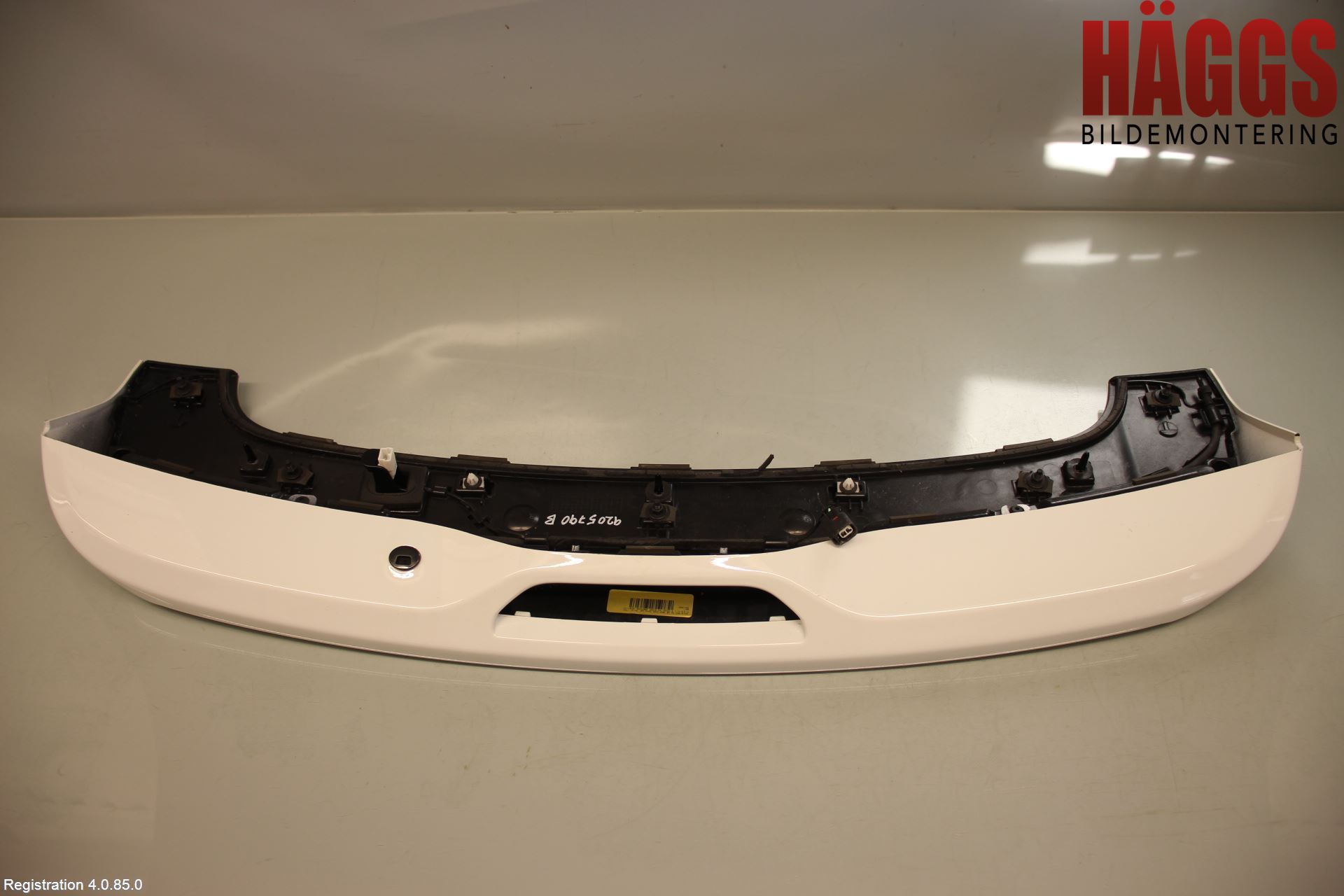 Jeep GRAND CHEROKEE 10-20 Spoiler Baklucka