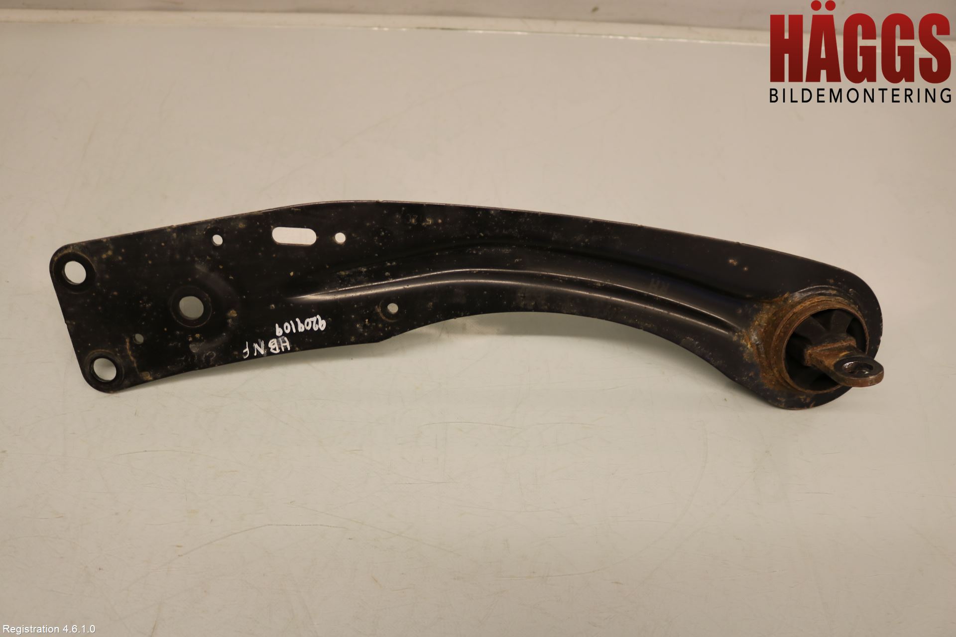 Ford KUGA 17-19 Bärarm Bak Höger