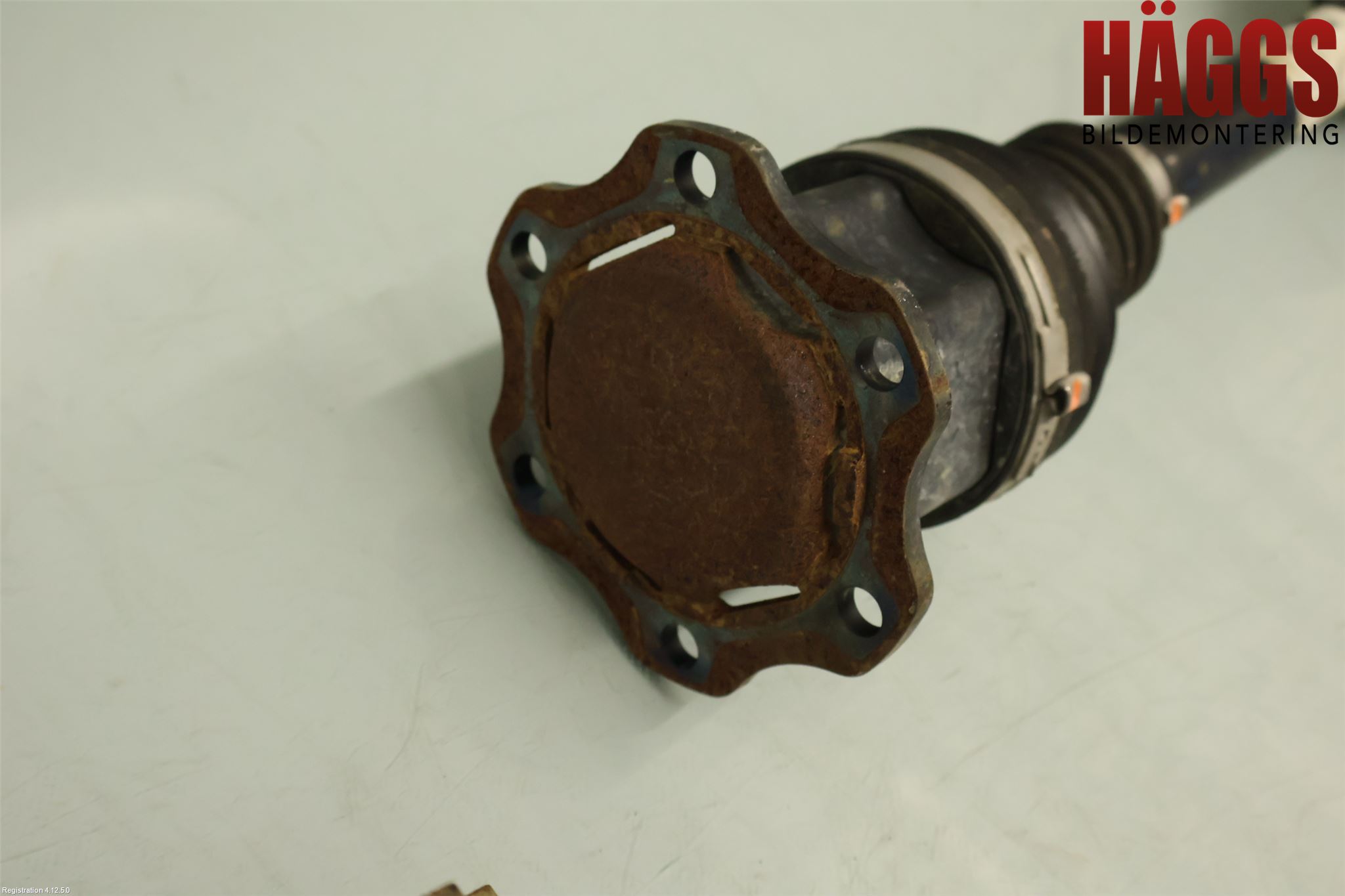 Audi A4/S4 B9 20- Drivaxel Fram Vänster