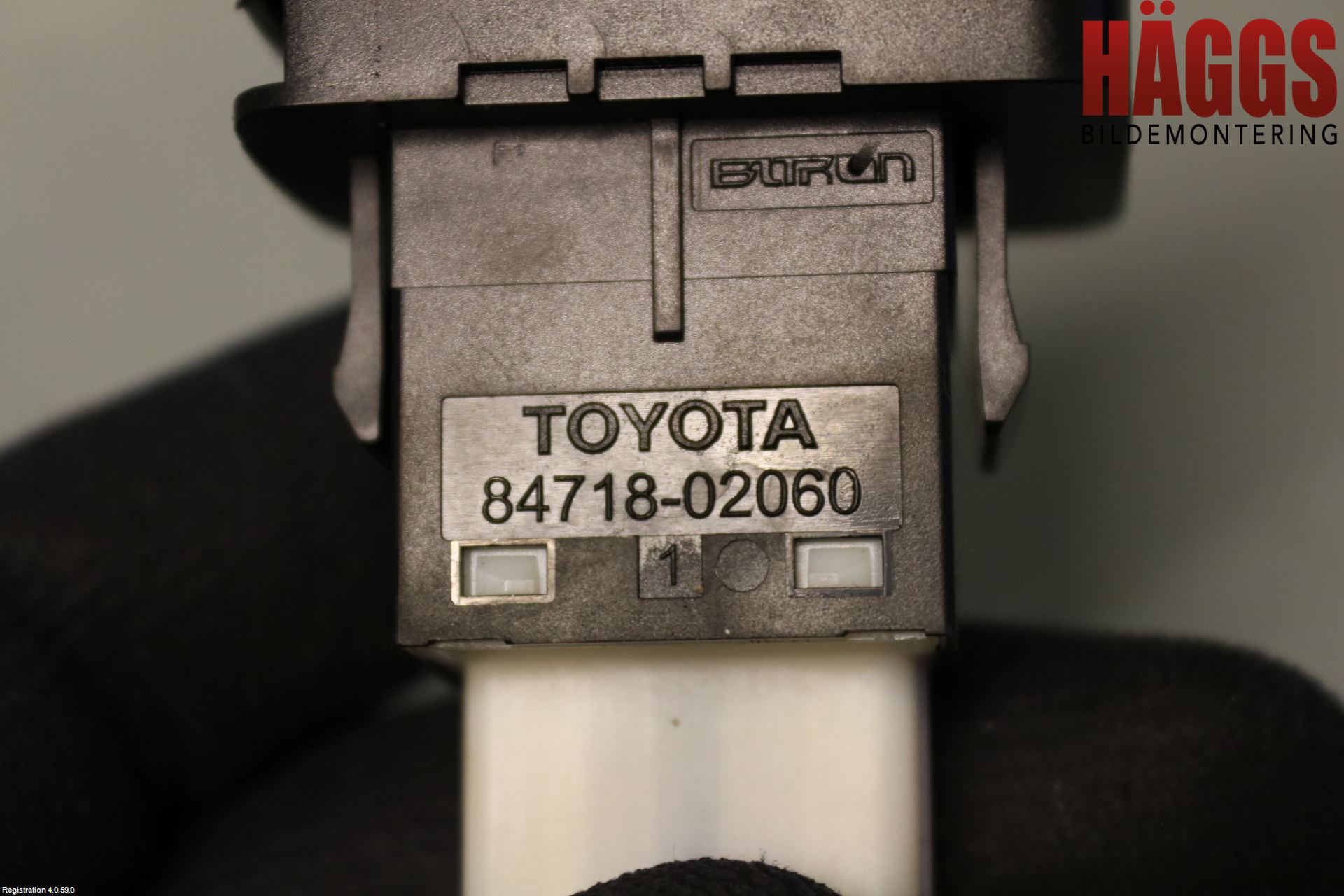 Toyota AURIS 13-19 Strömställare Parkeringsbroms