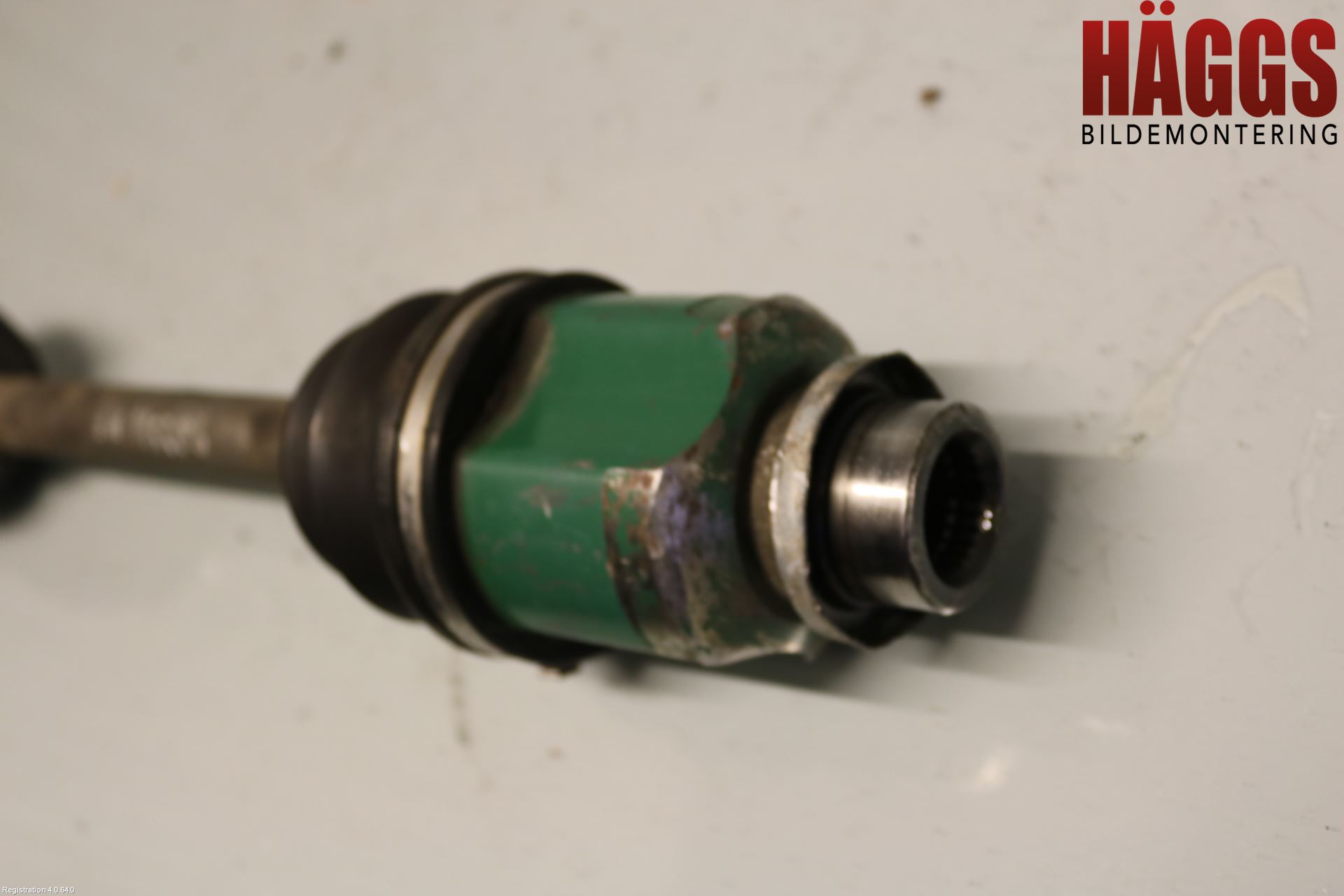 Mitsubishi LANCER  03-07 Drivaxel Fram Höger