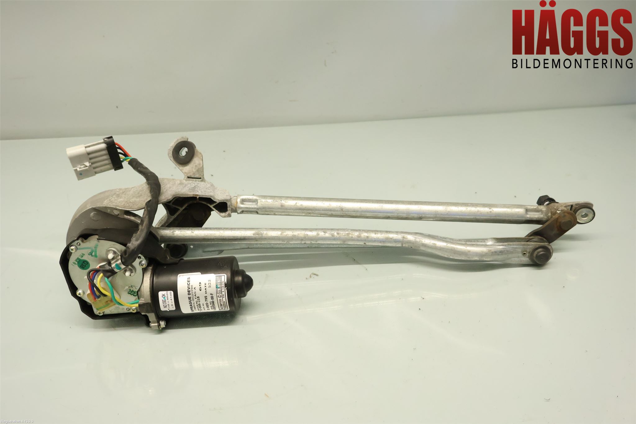 Tesla MODEL S 13- Torkarmotor Vindruta