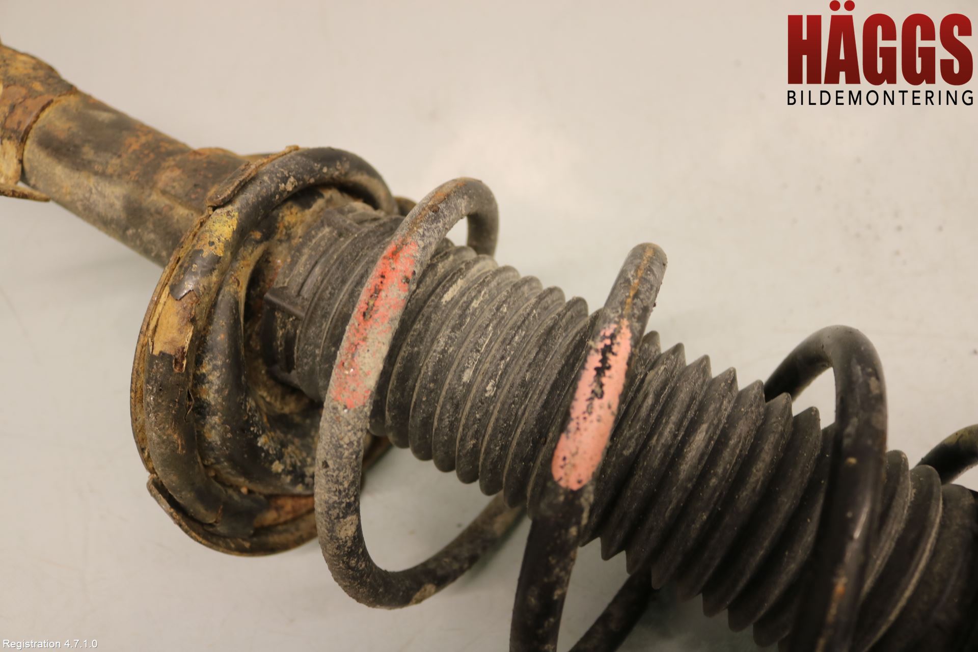 Ford FOCUS 08-11 Fjäderben Fram Vänster